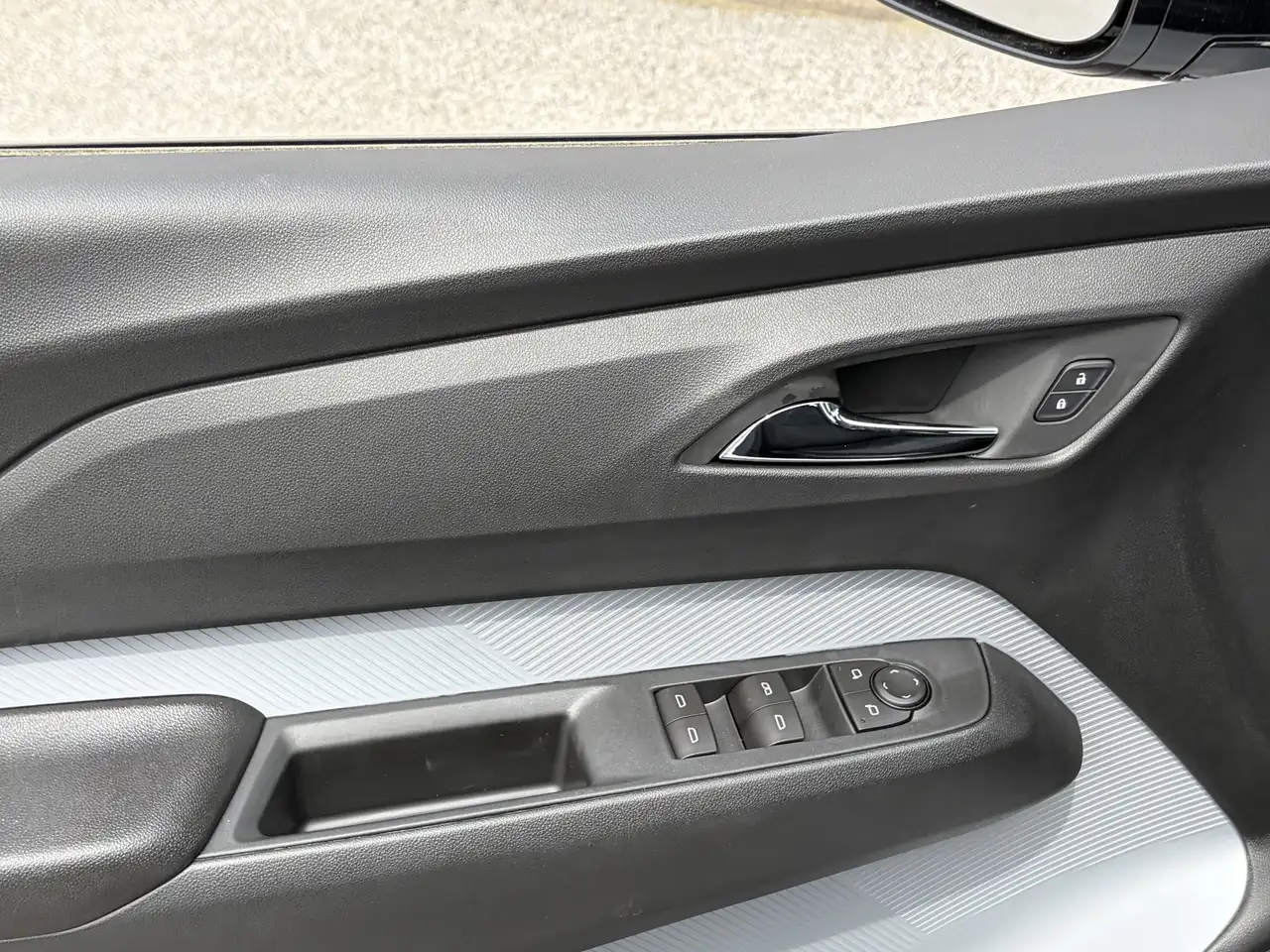 Chevrolet Bolt снимка Chevrolet Bolt