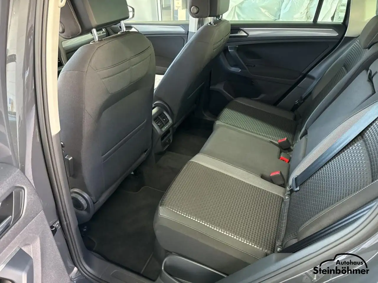 Volkswagen Tiguan ACTIVE 2.0TDI DSG LED NAV AHK ACC SHZ Navi, миниатюра 6