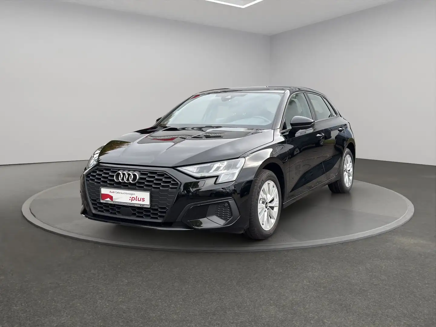 Audi A3 40 TFSI e S-tronic NAVI+LED+PANO+SI Schwarz - 2