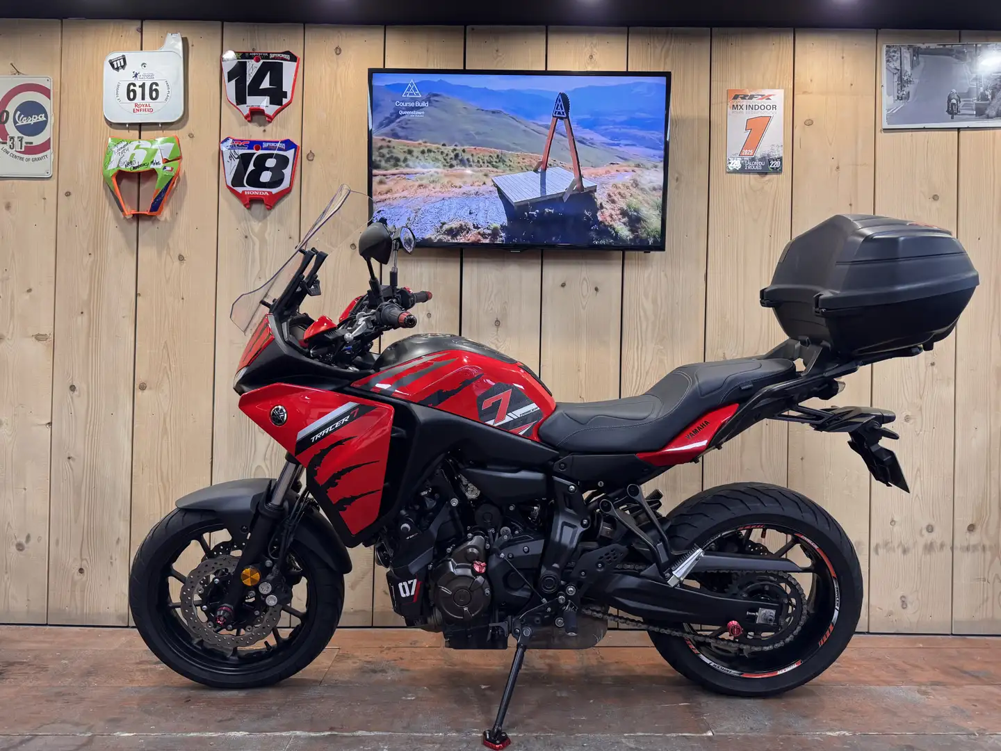 Yamaha Tracer 7 Rouge - 2