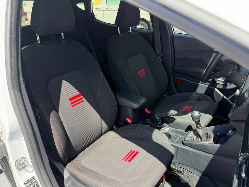 Ford Fiesta 1.0 EcoBoost Hybrid ST-Line X Pano|Cruise|B&O|Came — photo 4