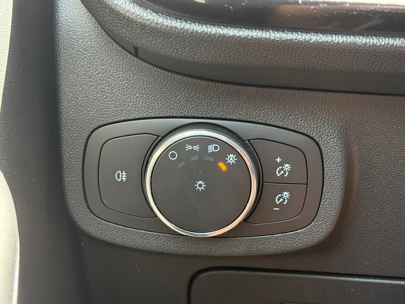 Ford Fiesta 1.0 EcoBoost Hybrid ST-Line X Pano|Cruise|B&O|Came — photo 25