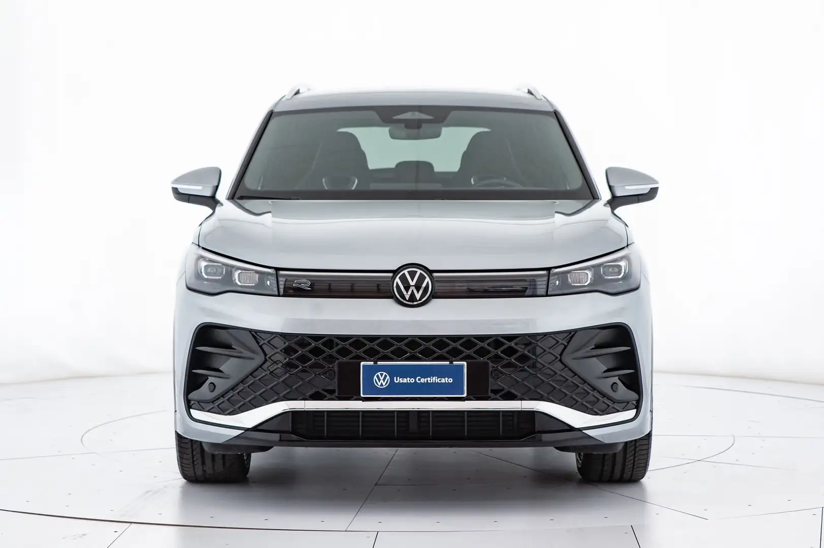 Volkswagen Tiguan Tiguan 2.0 TDI 150 CV DSG R-Line Zilver - 2