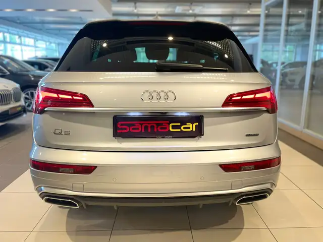 Audi Q5 view 7
