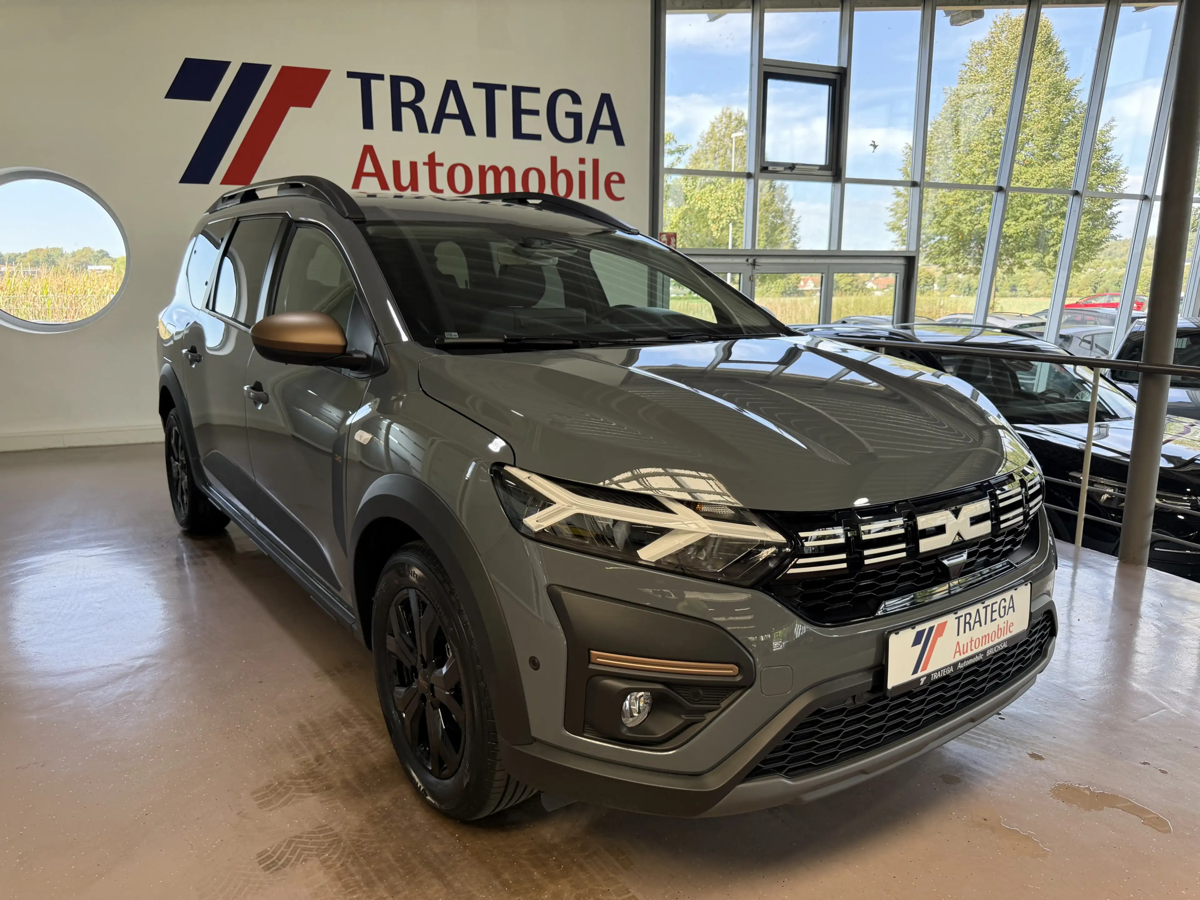 Dacia Jogger TCe110 Extreme 7-Sitzer Navi City-Paket — photo 3