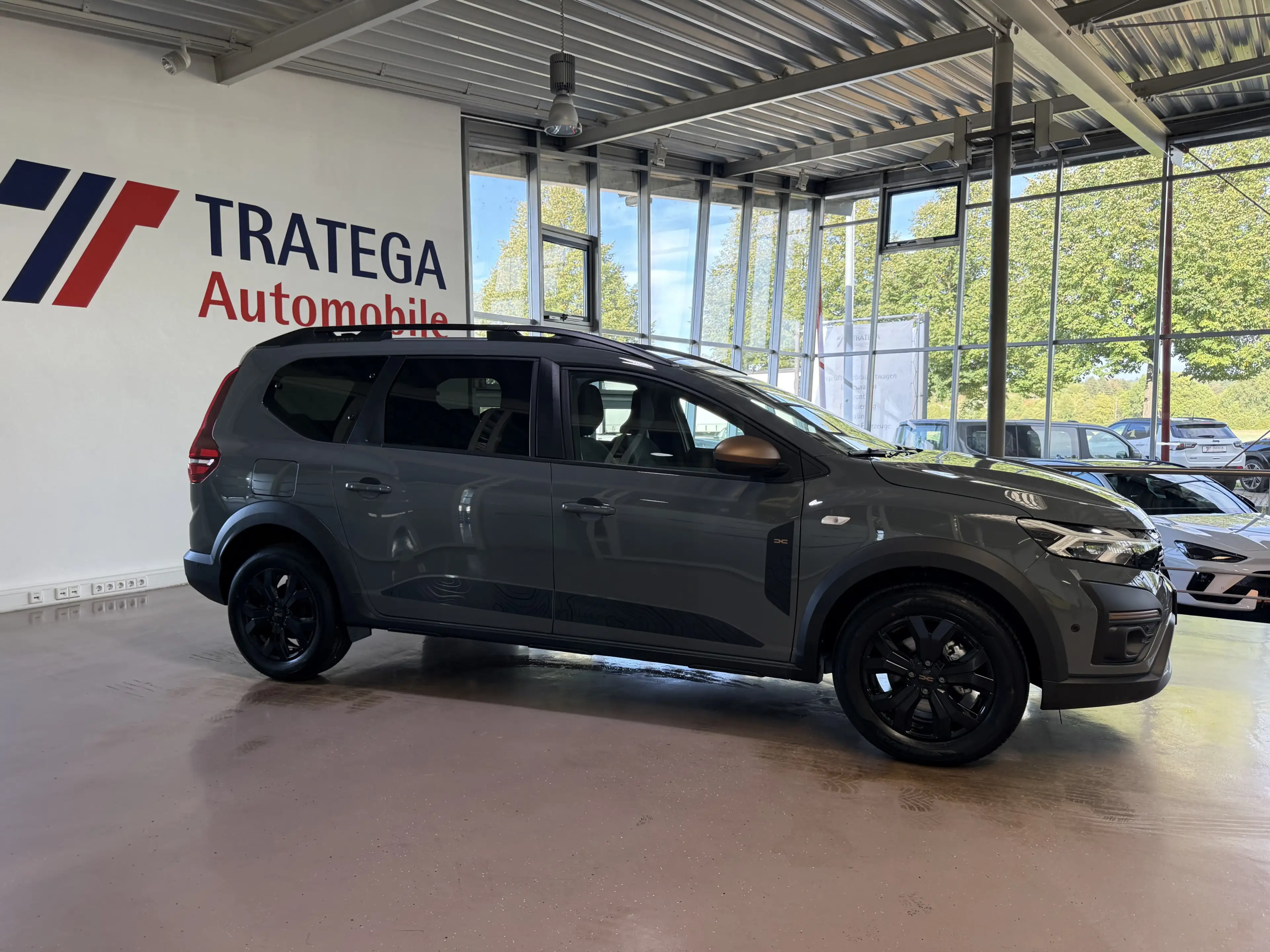 Dacia Jogger TCe110 Extreme 7-Sitzer Navi City-Paket — photo 8