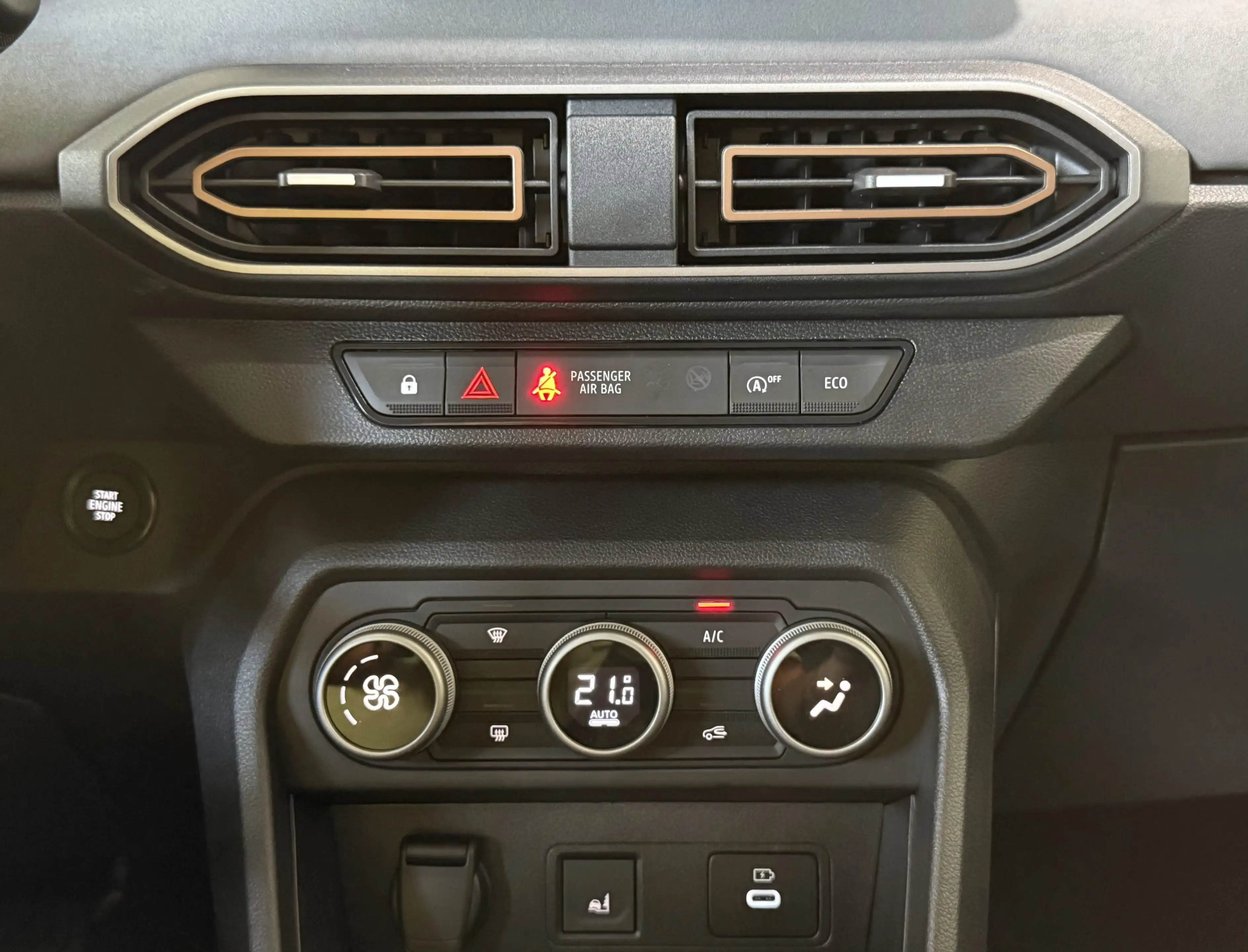 Dacia Jogger TCe110 Extreme 7-Sitzer Navi City-Paket — photo 21