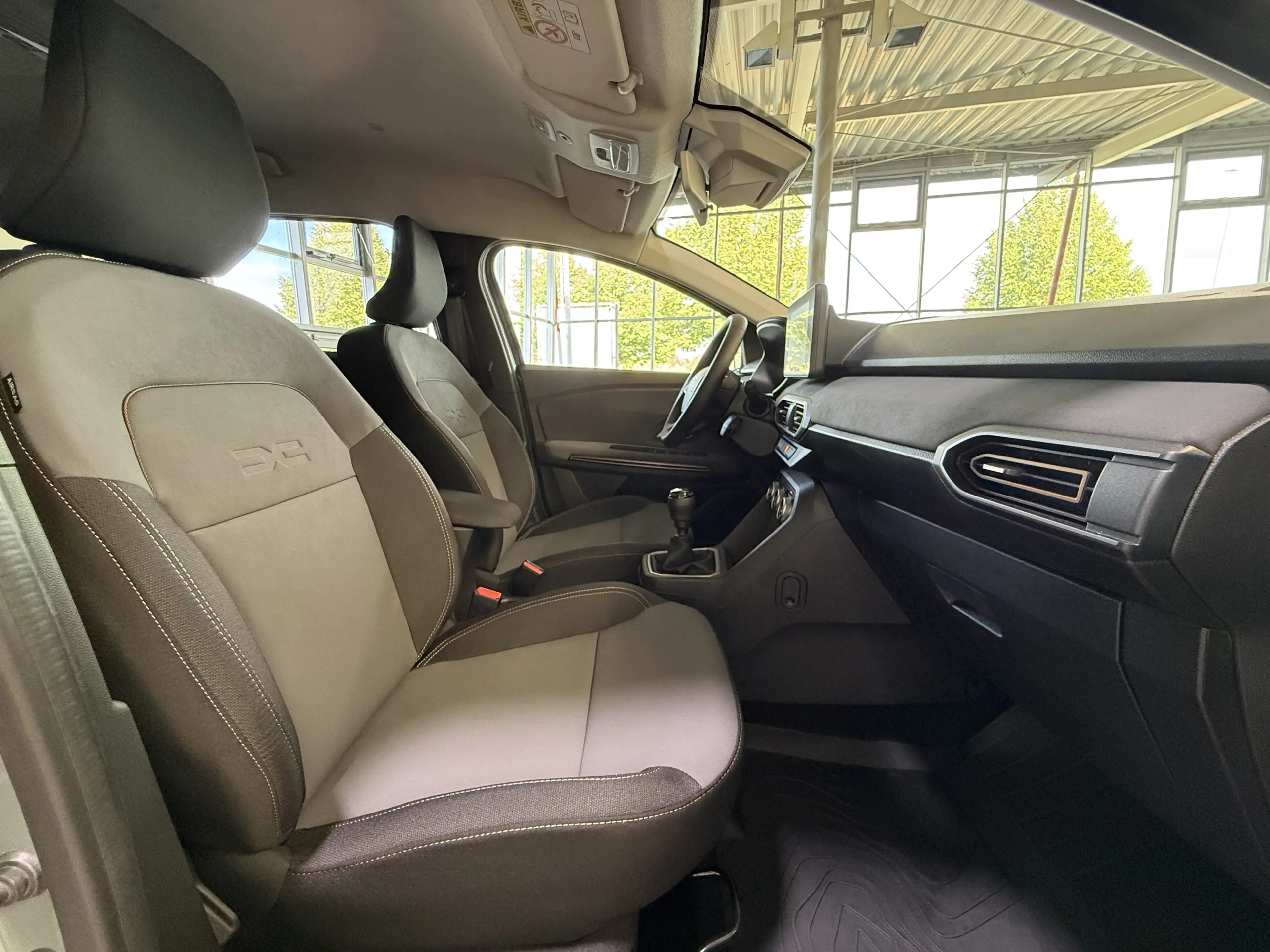 Dacia Jogger TCe110 Extreme 7-Sitzer Navi City-Paket — photo 15