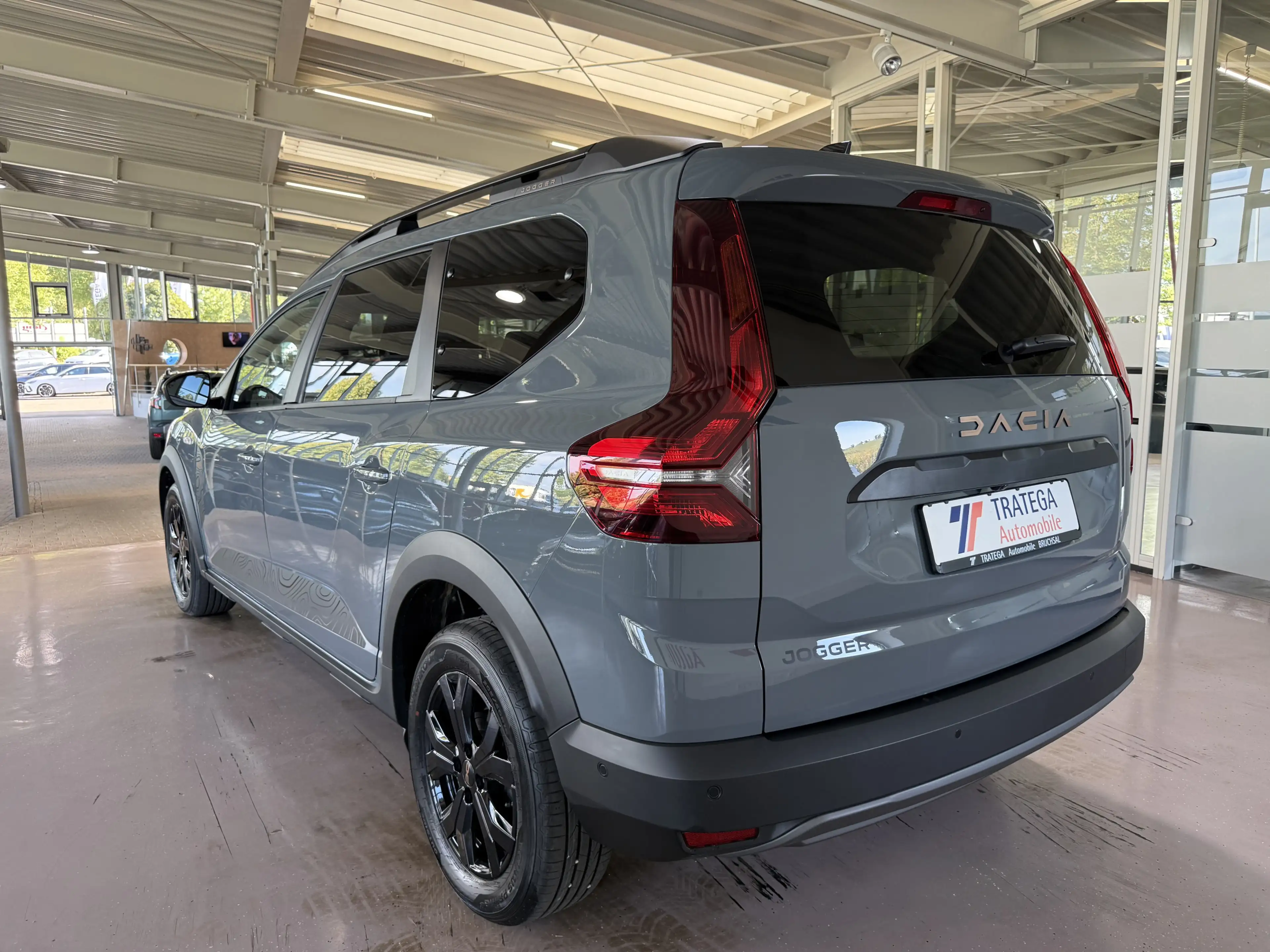 Dacia Jogger TCe110 Extreme 7-Sitzer Navi City-Paket — photo 5