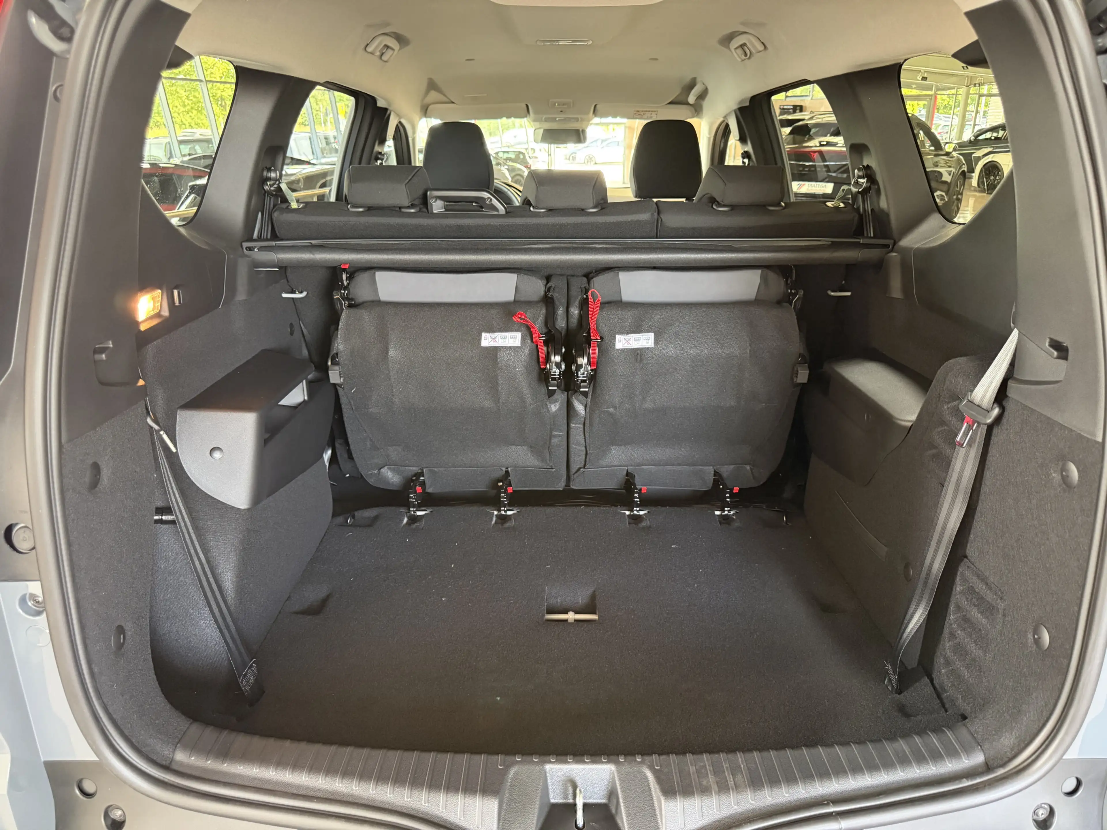 Dacia Jogger TCe110 Extreme 7-Sitzer Navi City-Paket — photo 26