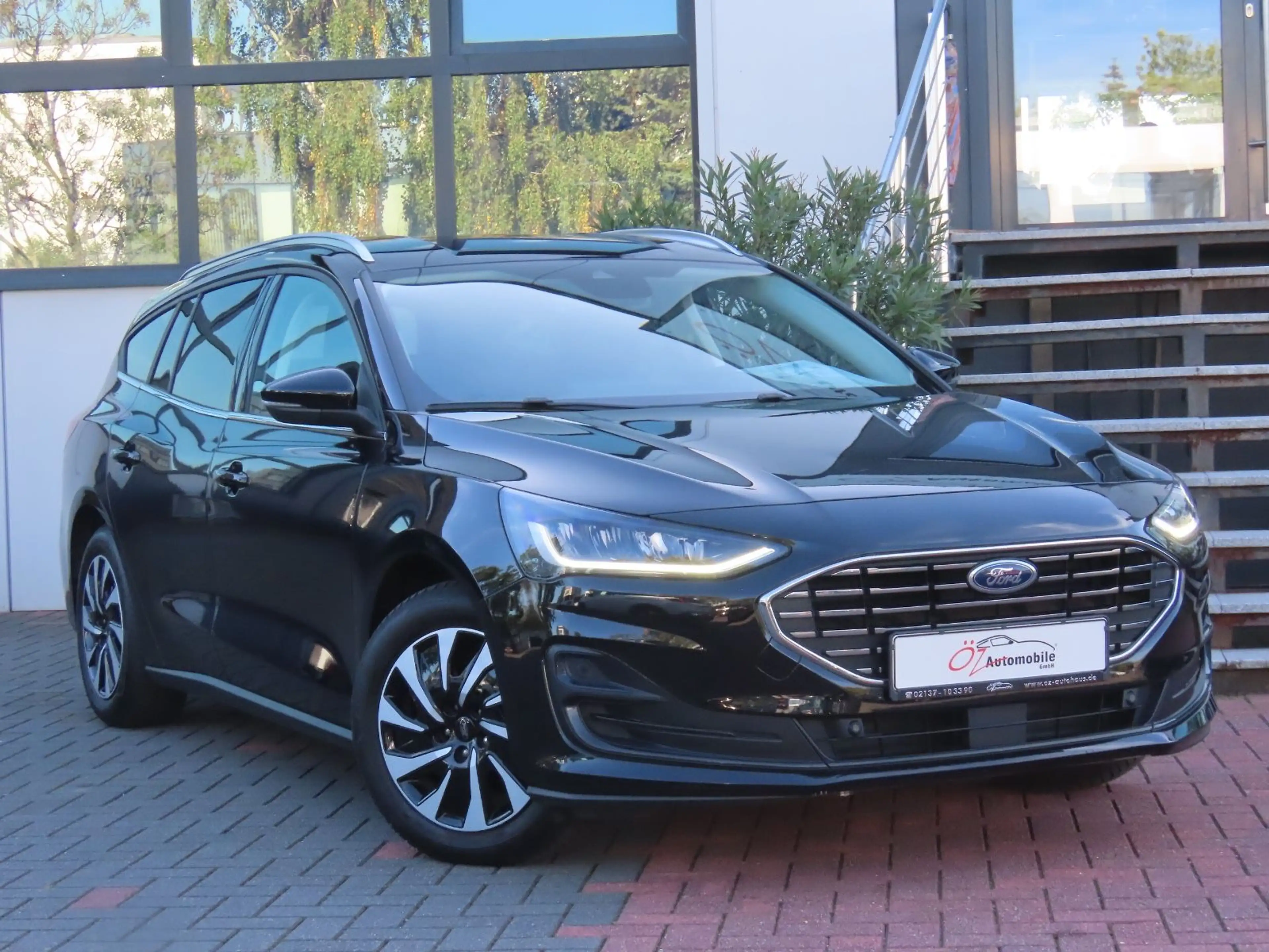 Ford Focus Turnier 1.0 Ecoboost Klima Sitzheiz. LED