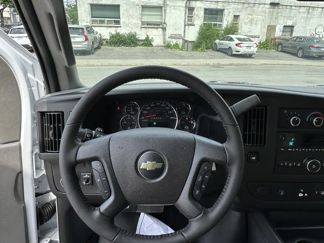 Chevrolet Express 3500 снимка Chevrolet Express 3500