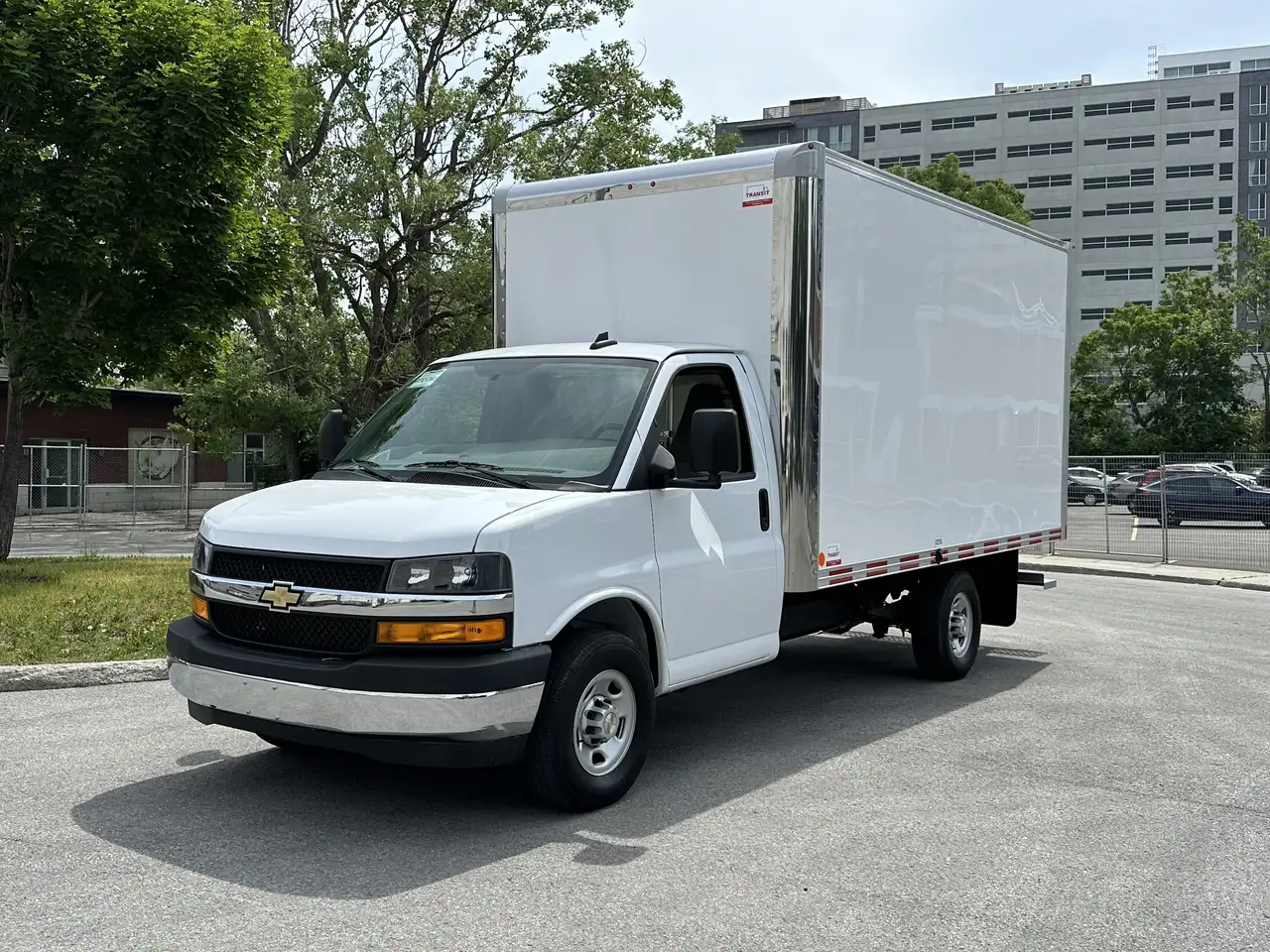 2023 Chevrolet Express 3500