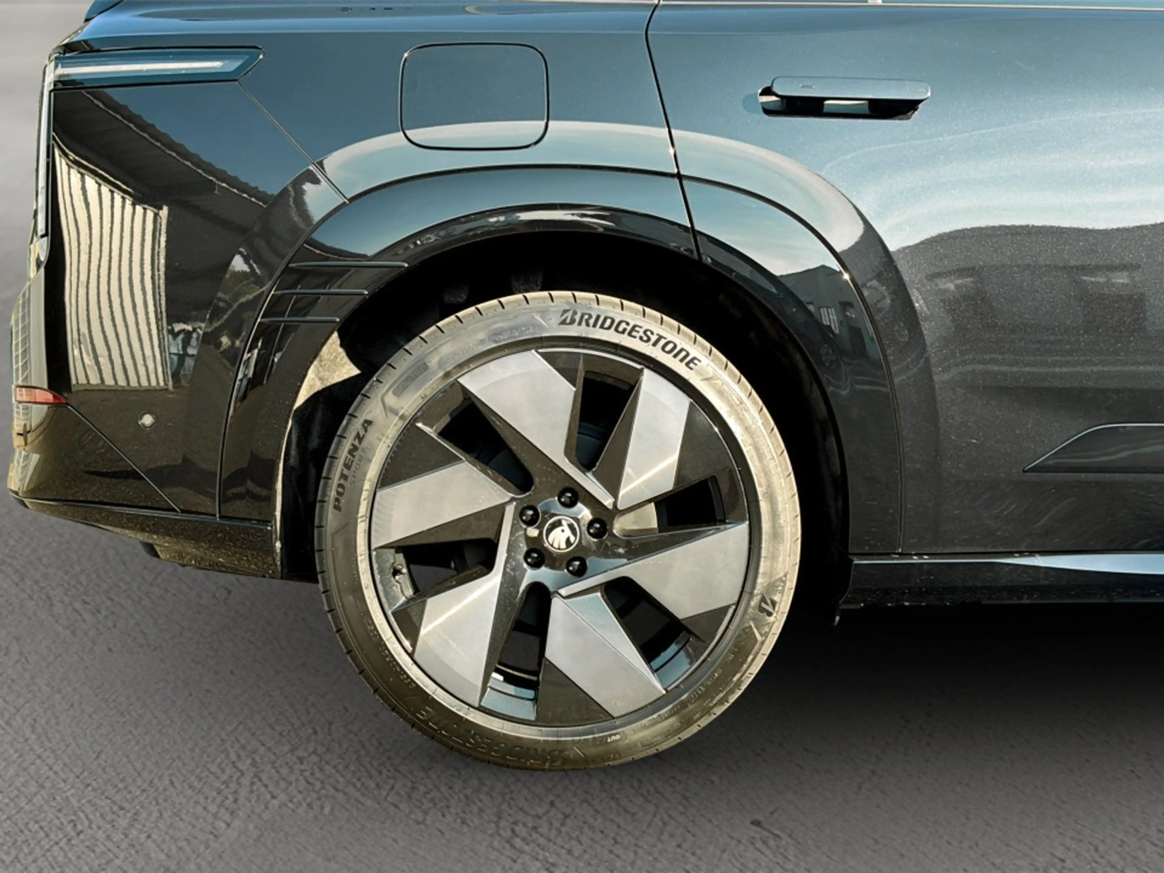 Skoda Peaq Sportline 90x — photo 6