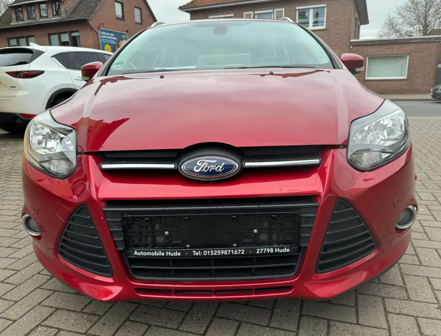 Ford Focus Champions Automatik Navi SHZ PDC vorne hinten Rot - 2
