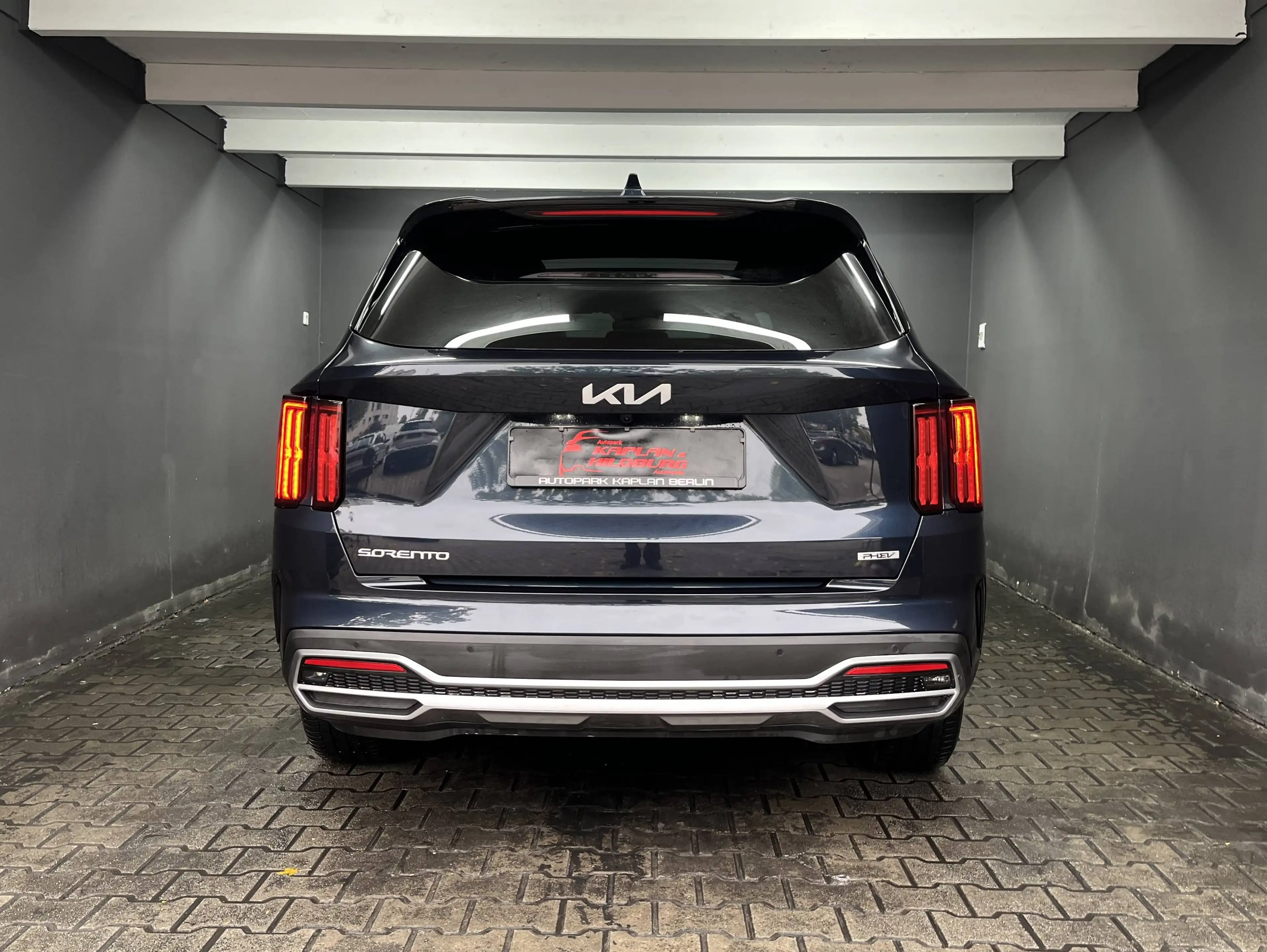 Kia Sorento Platinum 4WD Plug-In, PANO, 360°,ACC — photo 6