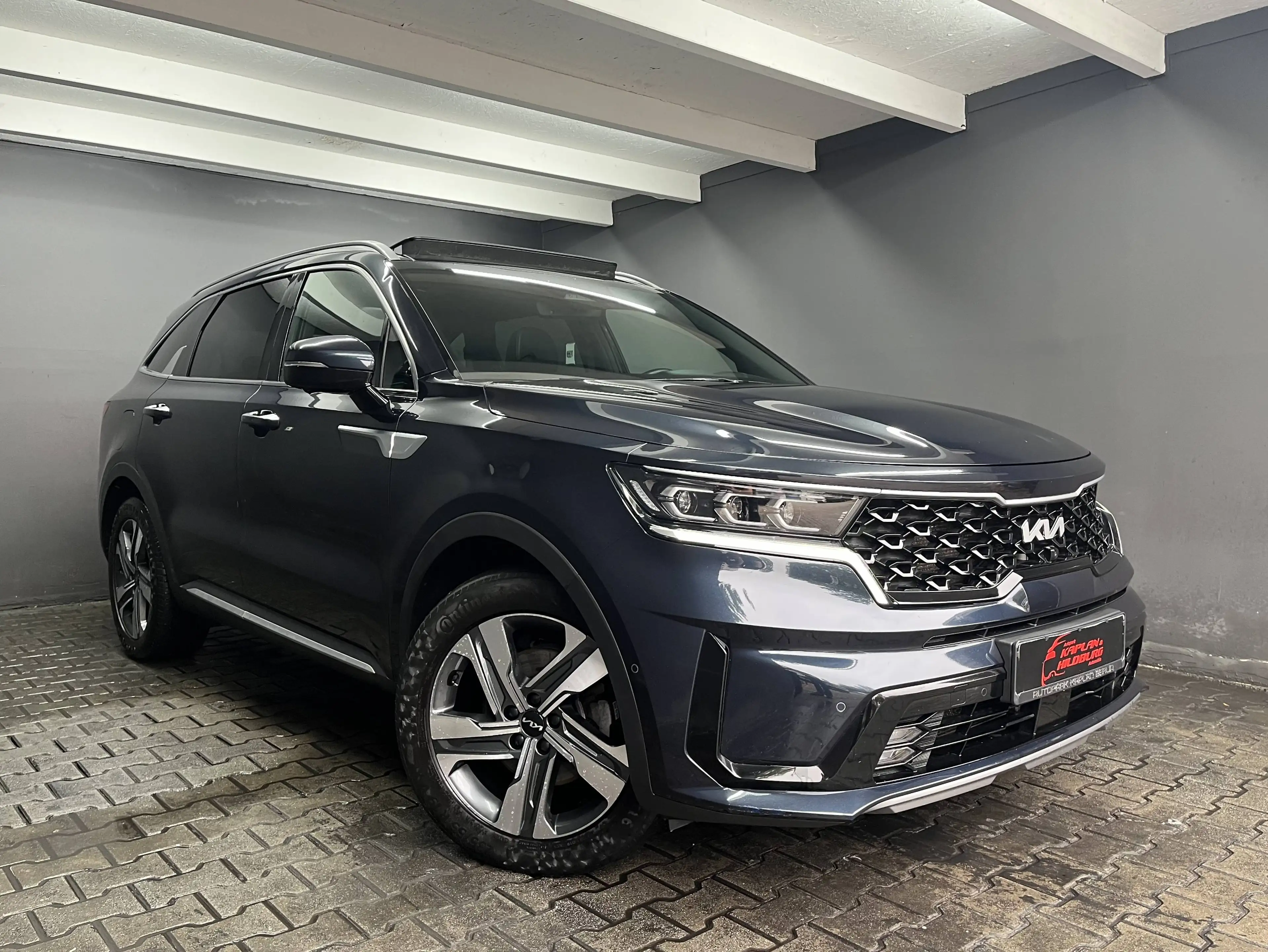 Kia Sorento Platinum 4WD Plug-In, PANO, 360°,ACC — photo 3