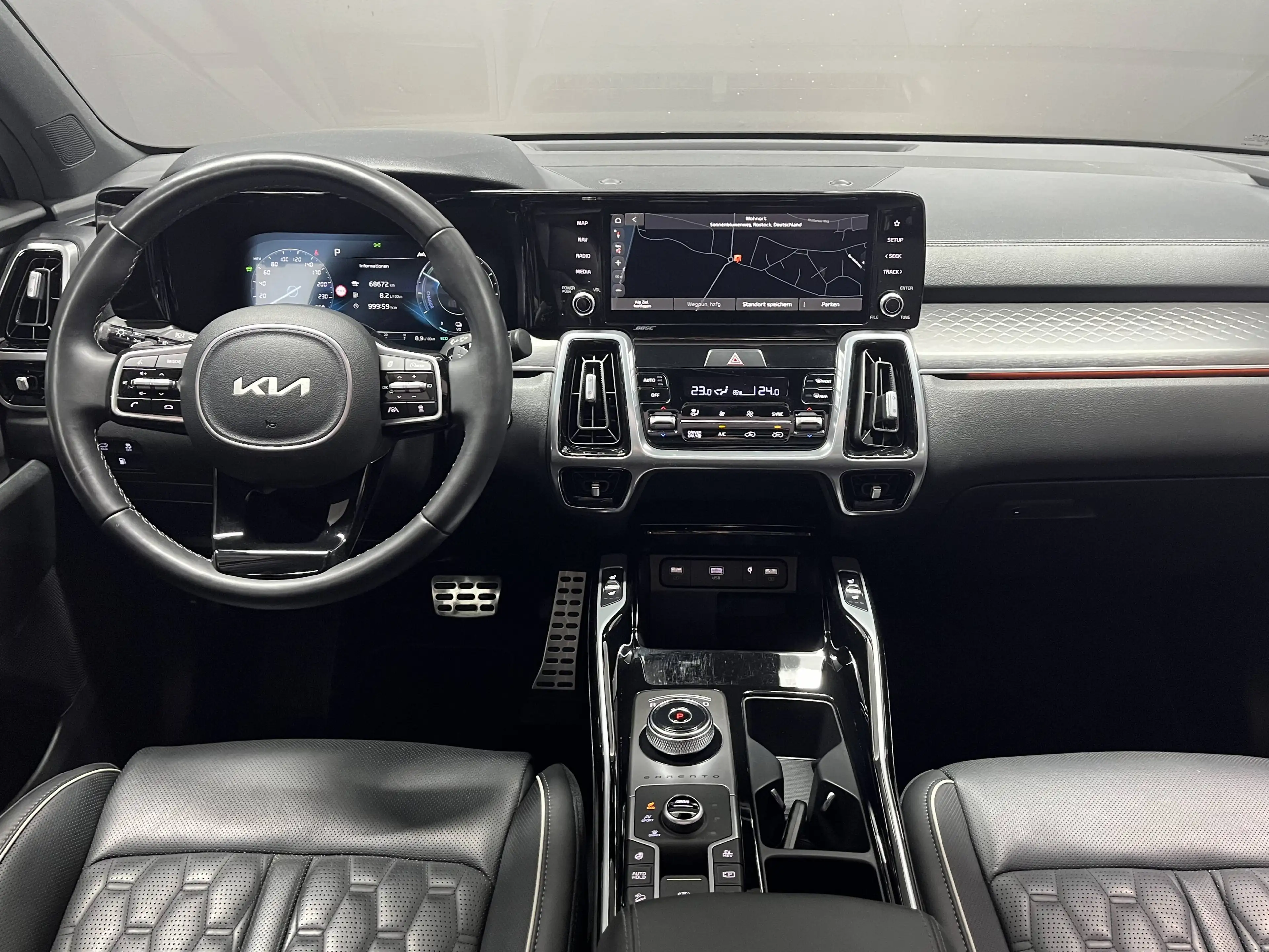 Kia Sorento Platinum 4WD Plug-In, PANO, 360°,ACC — photo 11