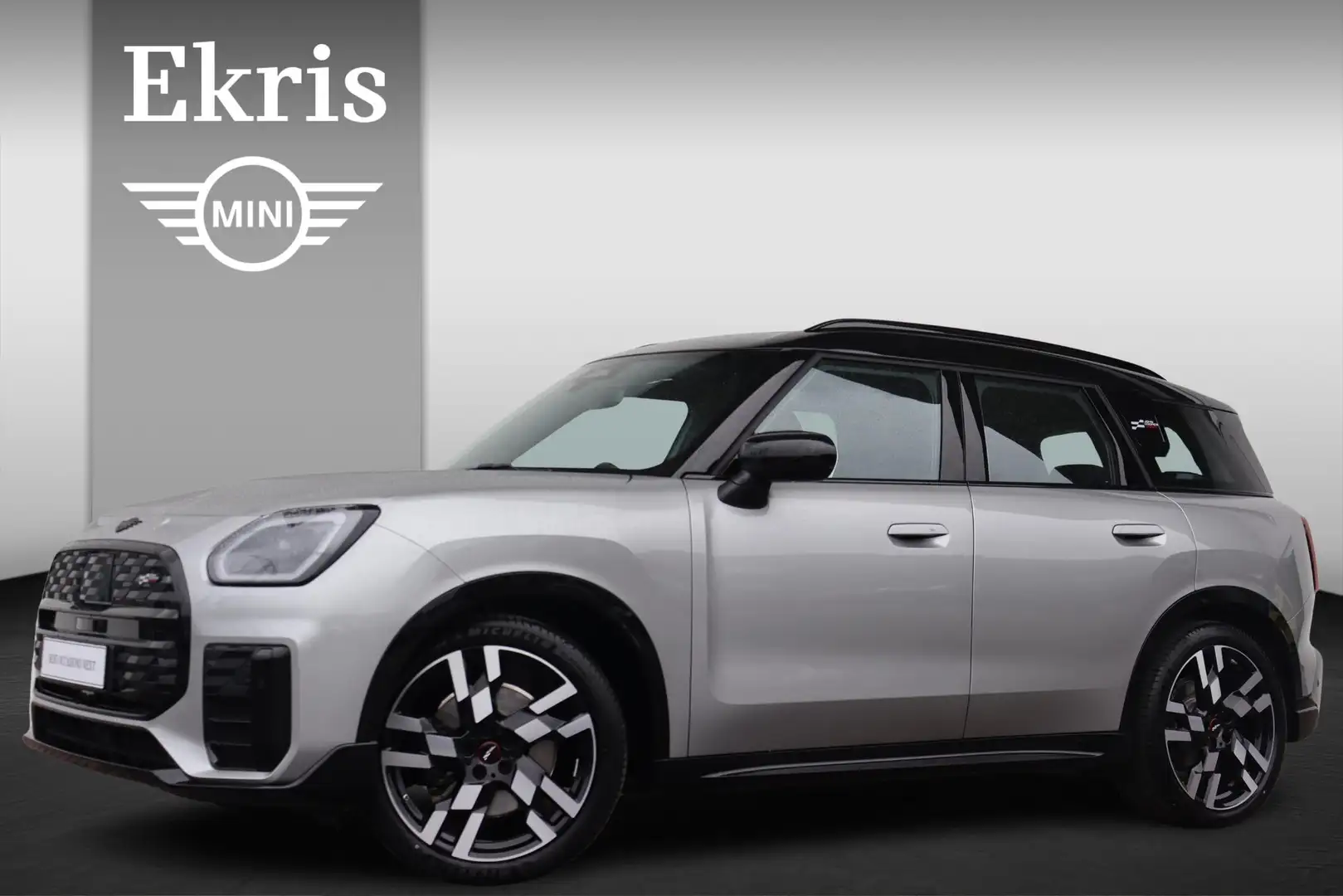 MINI John Cooper Works Countryman Mini E S 66.5 kWh 20" LMV/ Stuurwiel verwarming/ C Grau - 1