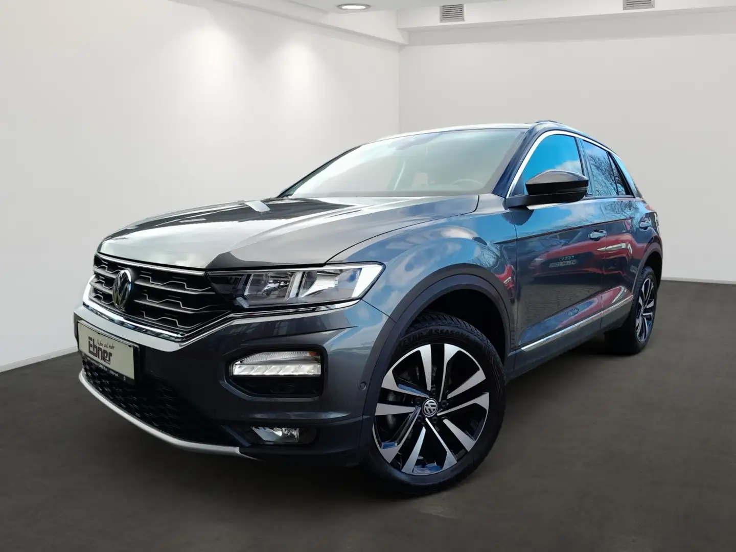 Volkswagen T-Roc IQ.DRIVE 1.5TSI ACC+KAMERA+NAVI+AC-AUTOM+17 ALU! Schwarz - 2