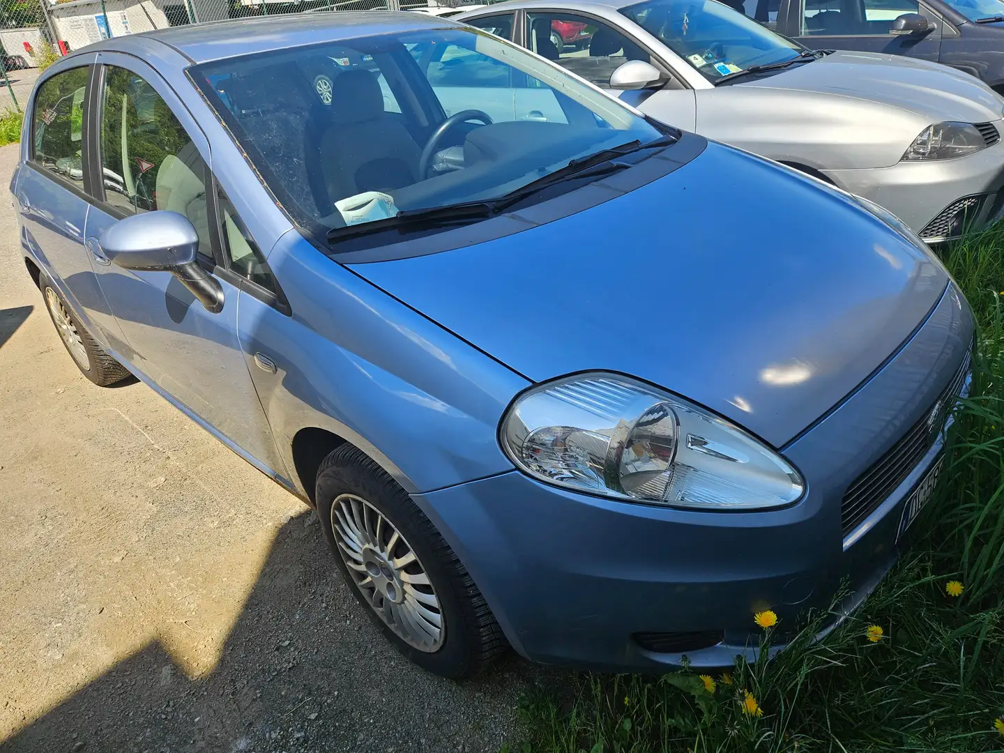 Fiat Grande Punto 1,3BENZIN KLIMA 2JAHRE TÜV EURO4 TOP!FIX PREIS! Blau - 2