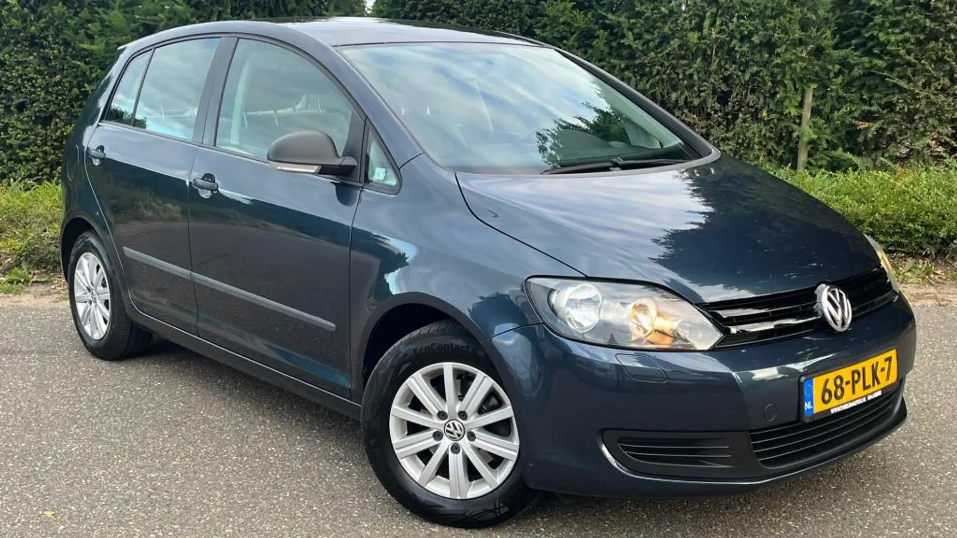 Volkswagen Golf Plus 1.2 TSI Trendline BlueMotion Grijs - 2