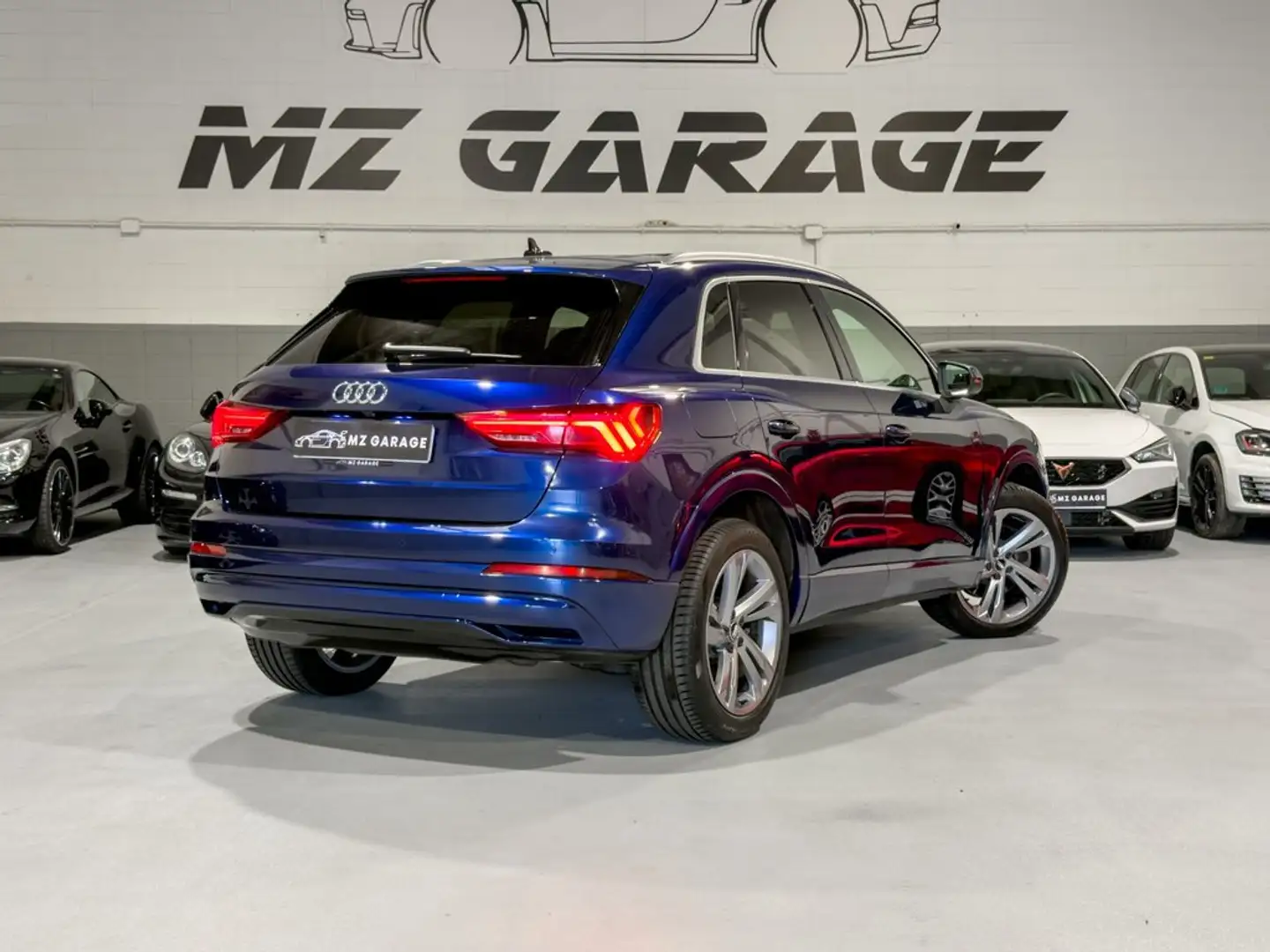 Audi Q3 45 TFSIe S-tronic Azul - 2