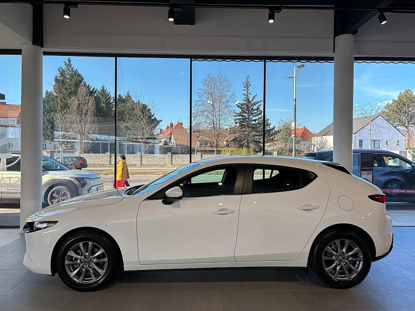 Mazda 3 Mazda3 e-Skyactiv-G140 Prime-Line AUTO STAHL WI... Blanc - 2