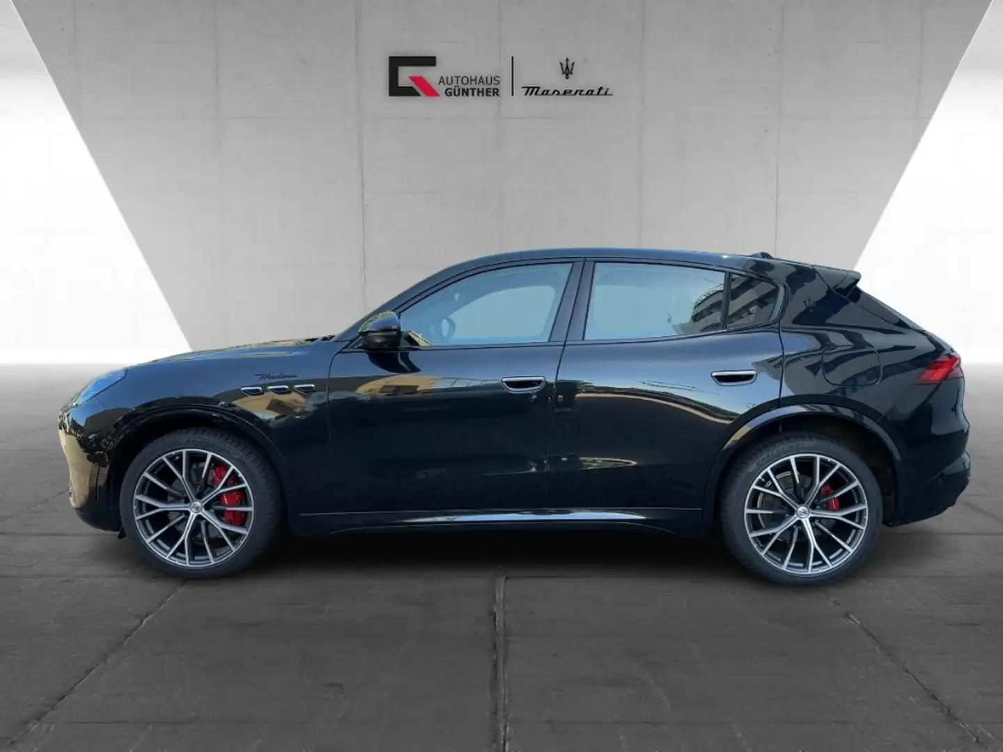 Maserati Grecale Modena 2.0 HYBRID/MHEV AWD 330PS MY23 Schwarz - 2