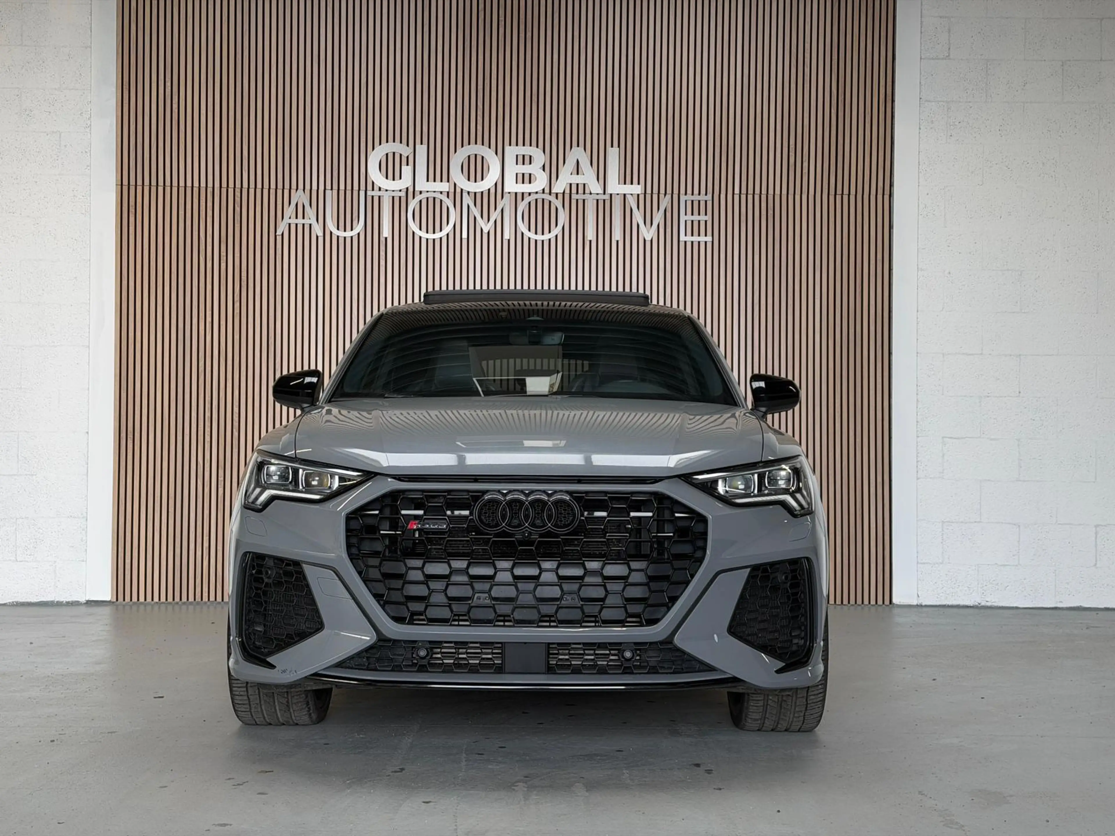 Audi RS Q3 Sportback TFSI - RS KUIPSTOELEN - B&O - PANO - 21" — photo 4