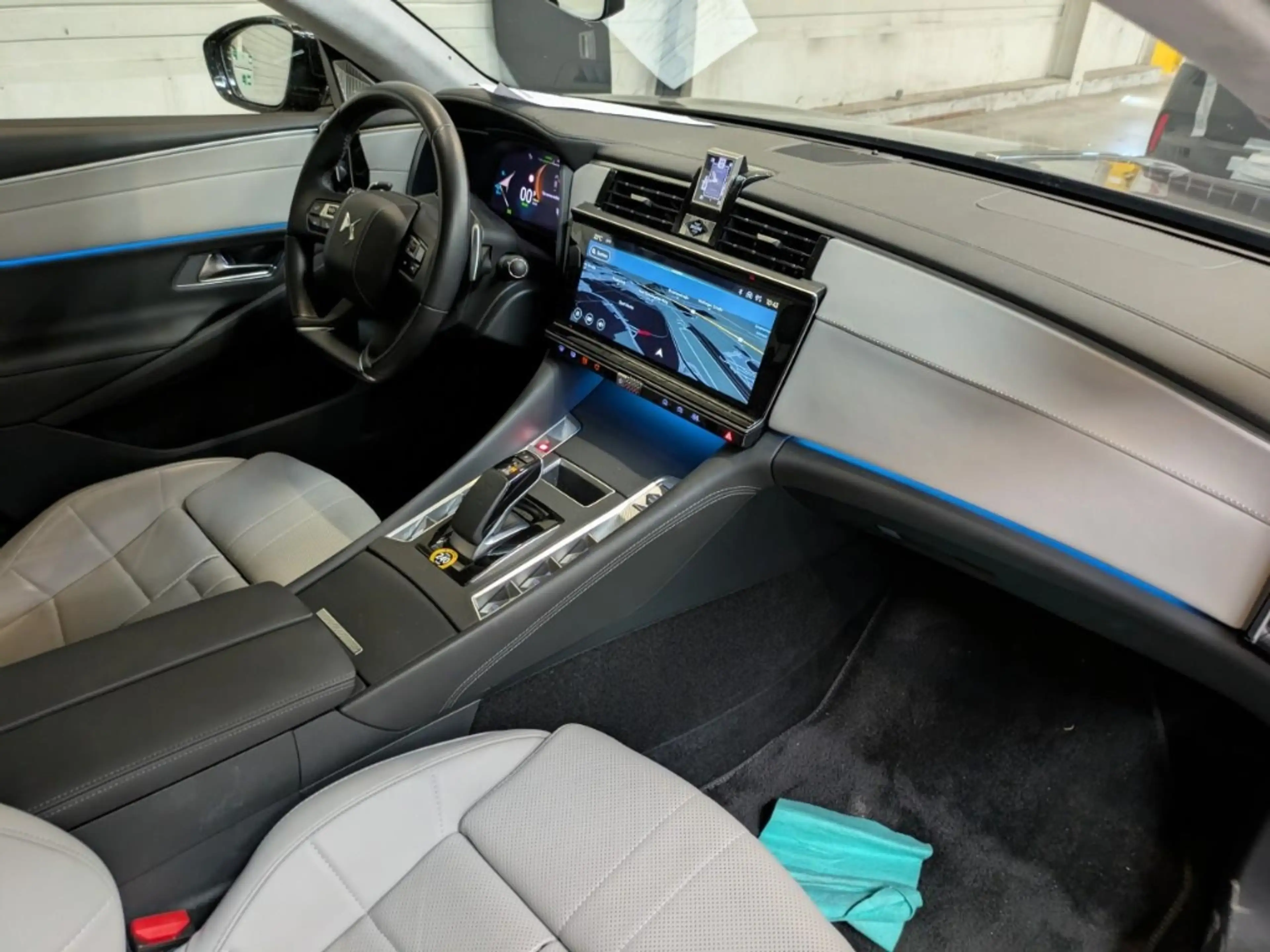 DS Automobiles DS 9 E-Tense 360 Opera 4x4 Voll! Dach 4xMassage — photo 9