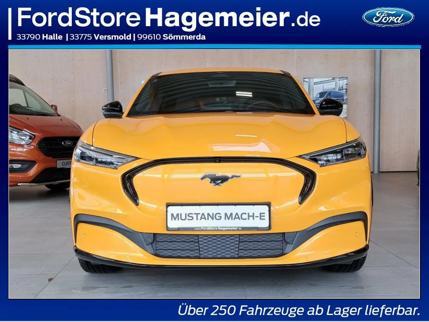 Ford Mustang Mach-E AWD Orange - 2