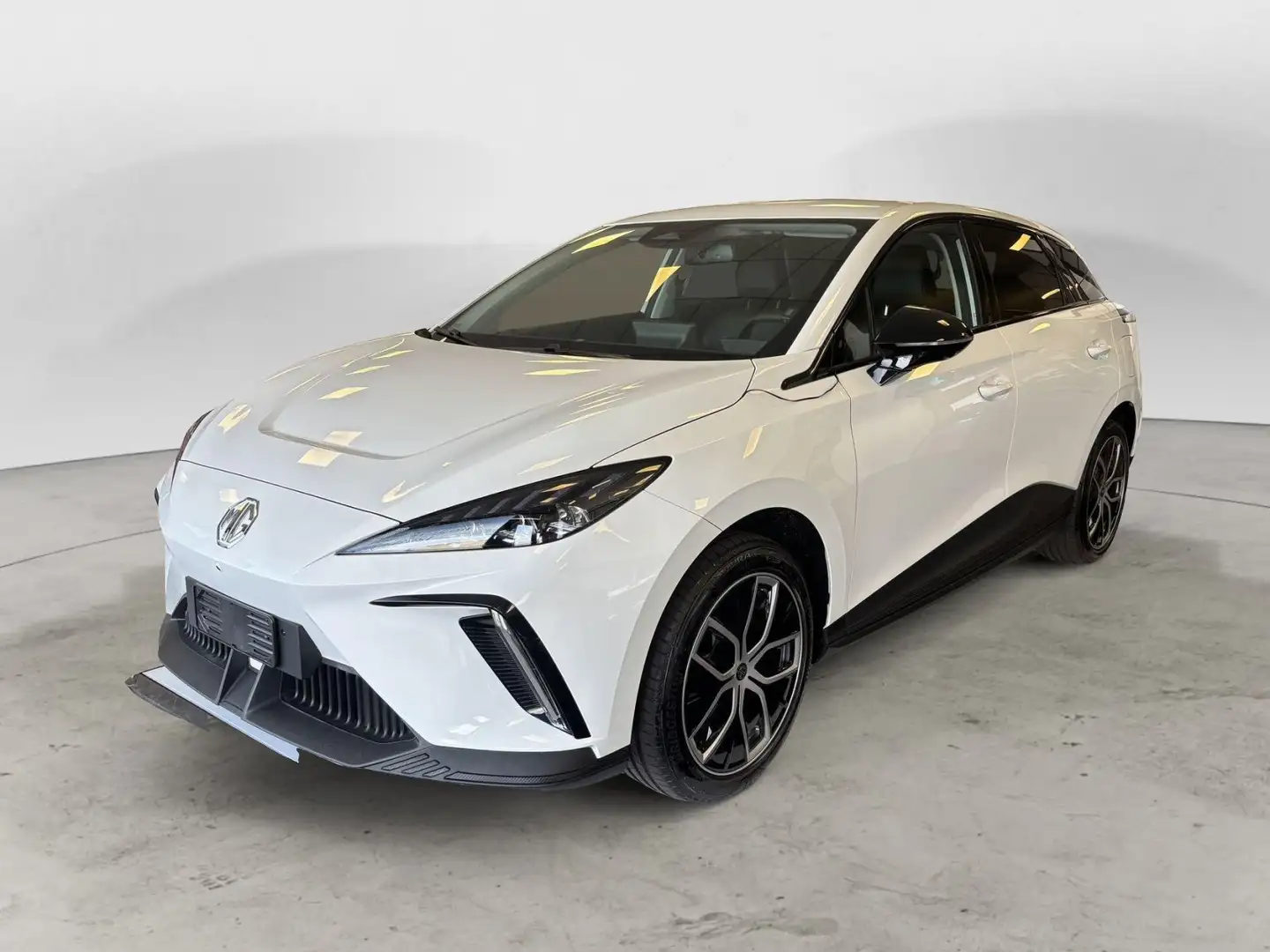 MG MG4 Luxury 64 KWh Bianco - 1