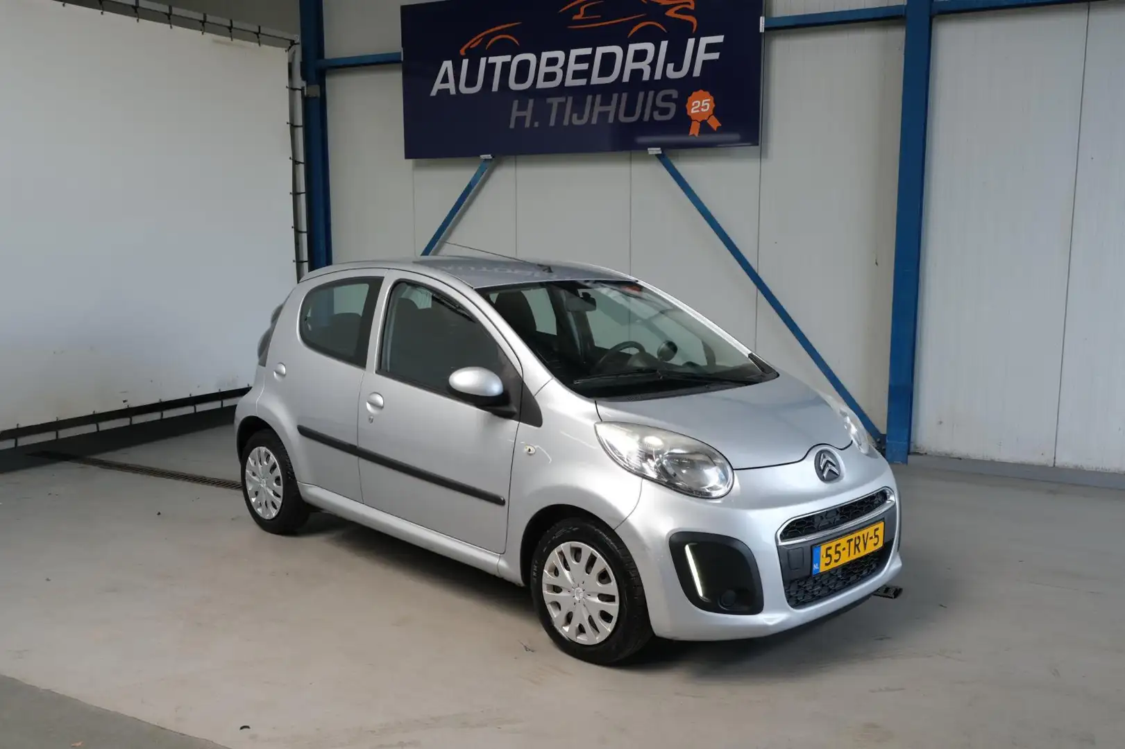 Citroen C1 1.0 Attraction - N.A.P. Airco, 5 deurs. Grijs - 1