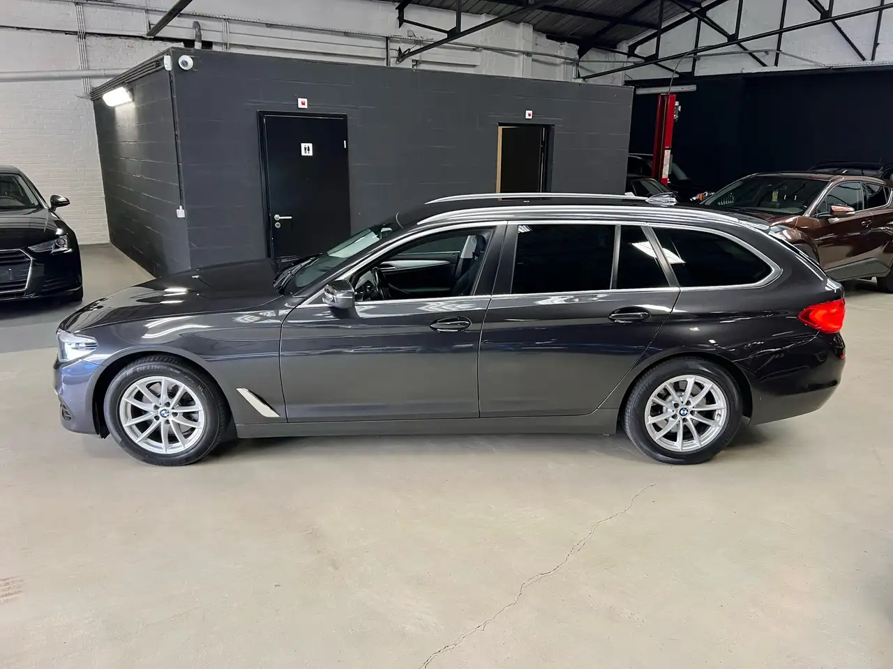 BMW 518 Touring dA *LED*CUIR*CAMERA*S CHAUF*GARANTIE, миниатюра 6