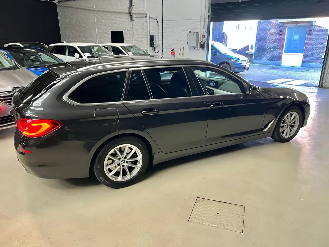 BMW 518 Touring dA *LED*CUIR*CAMERA*S CHAUF*GARANTIE, миниатюра 7