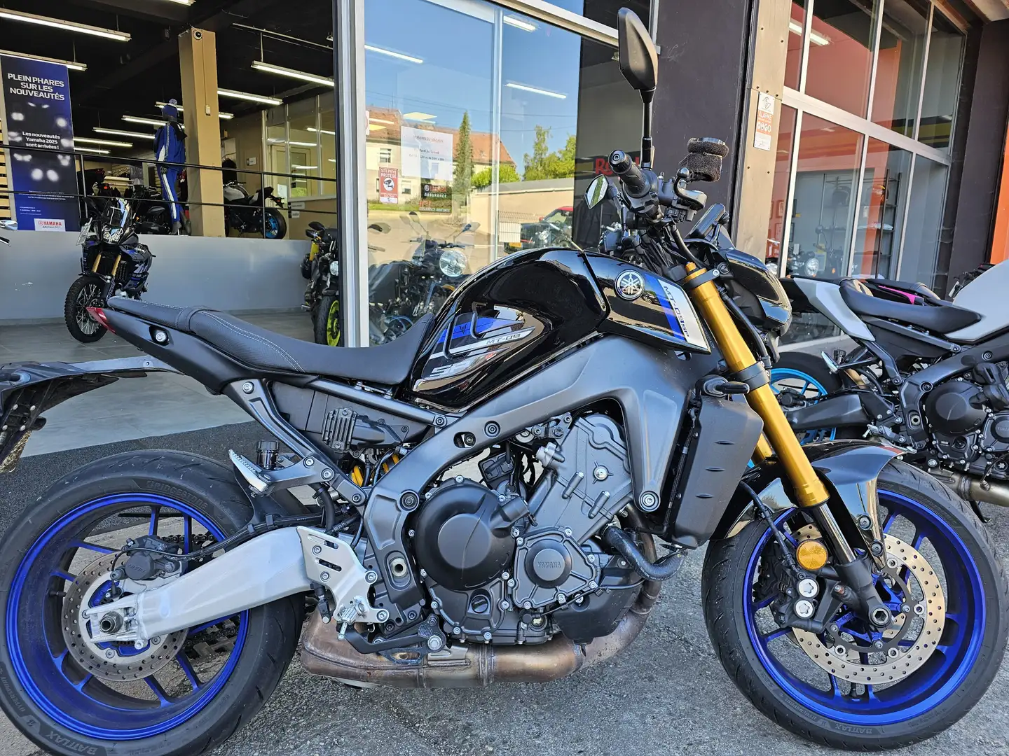 Yamaha MT-09 Black - 1