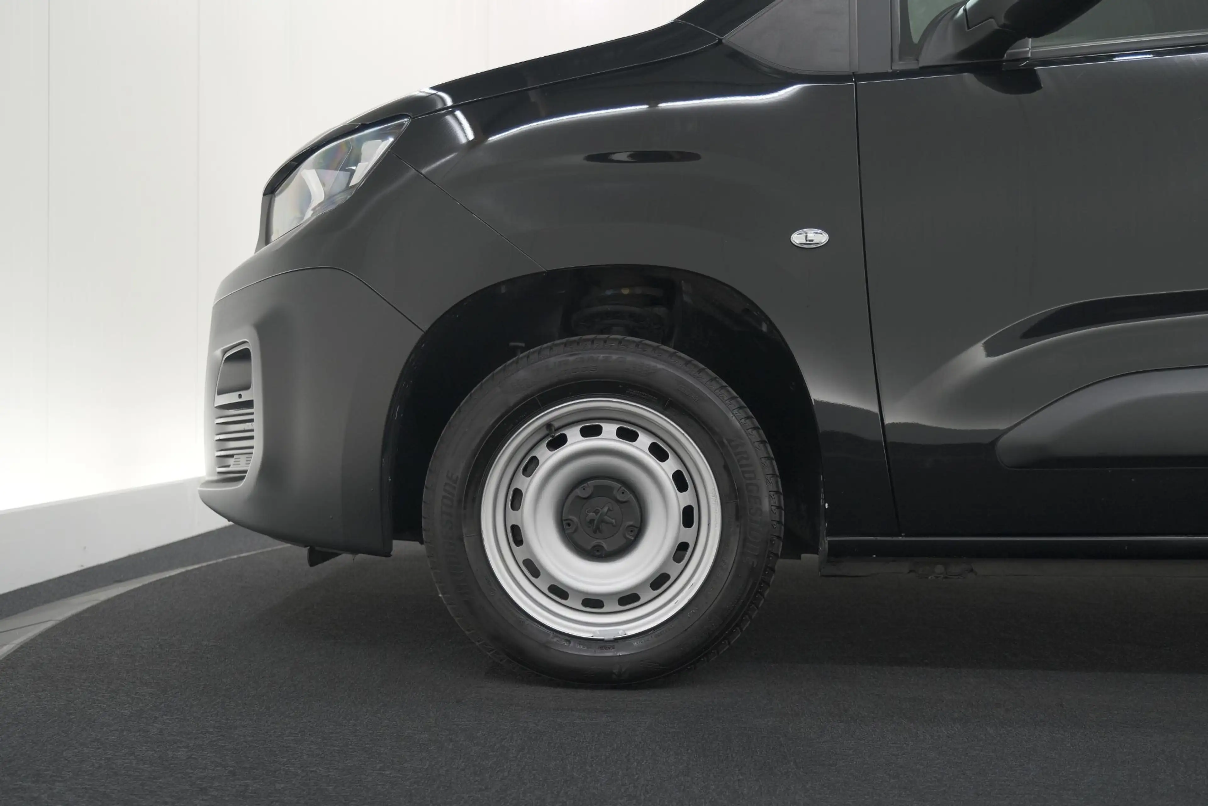 Peugeot Partner 1.5 BlueHDi 100 S&S L1 | Passagiersbank |  Apple C — photo 7