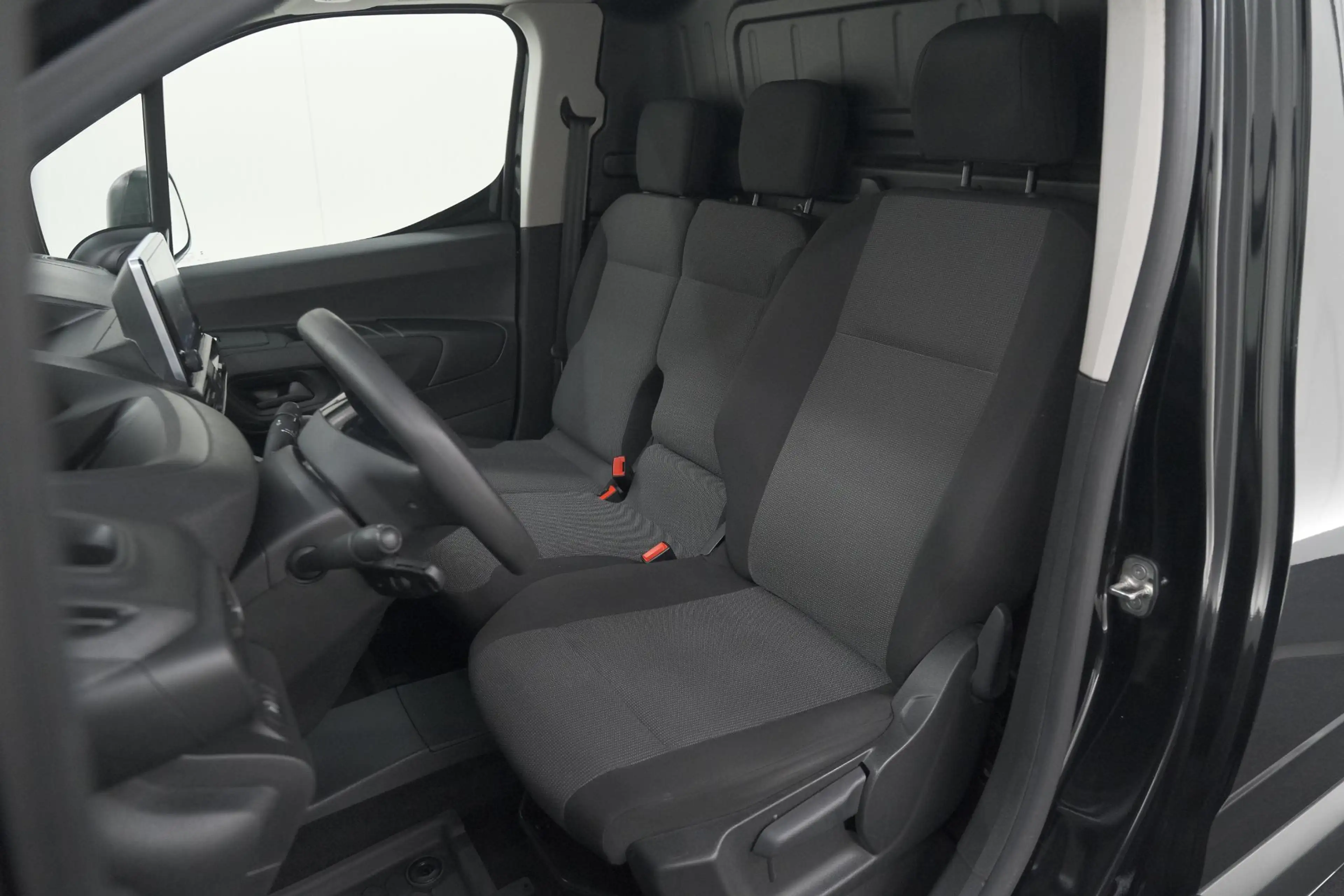 Peugeot Partner 1.5 BlueHDi 100 S&S L1 | Passagiersbank |  Apple C — photo 11