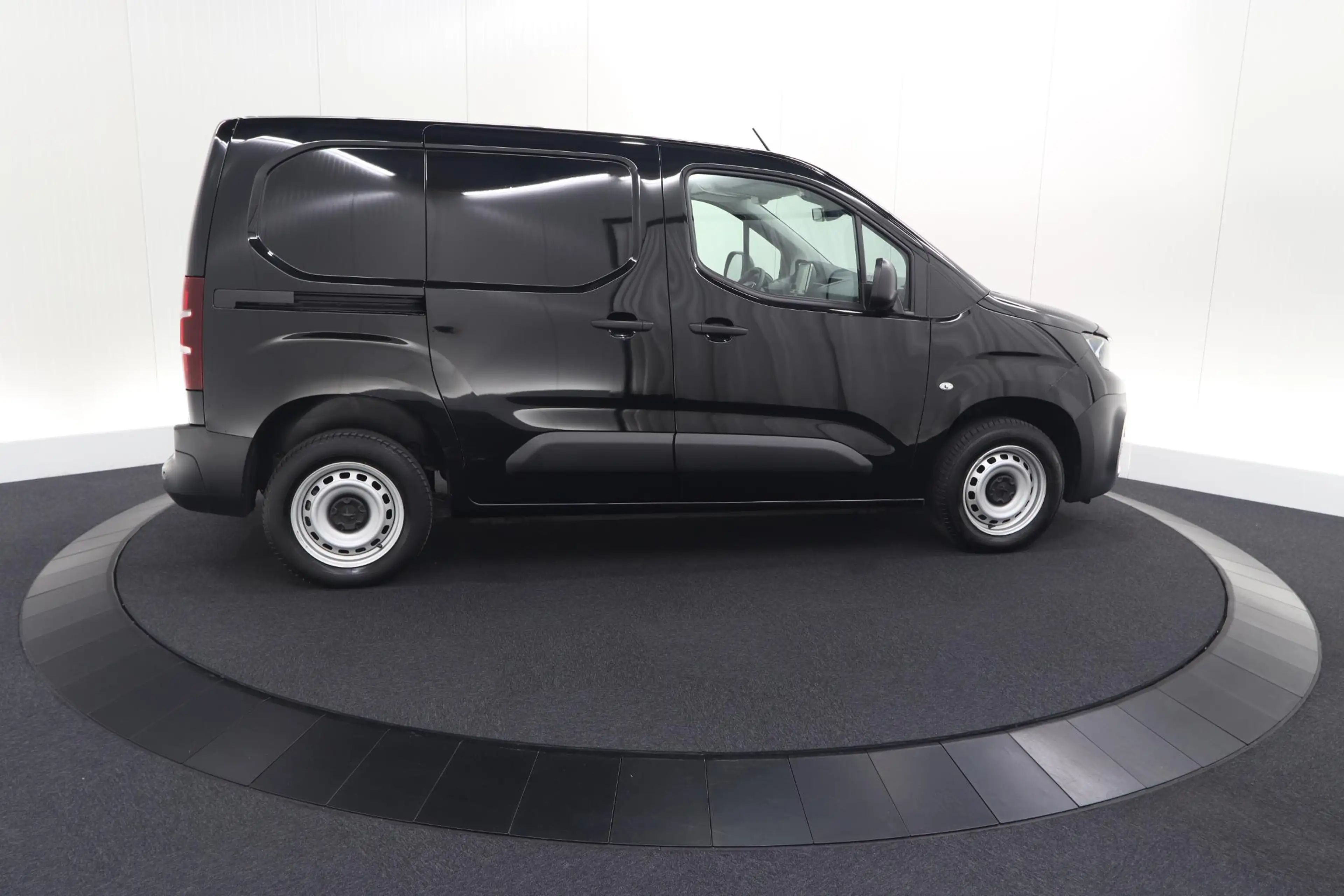Peugeot Partner 1.5 BlueHDi 100 S&S L1 | Passagiersbank |  Apple C — photo 9