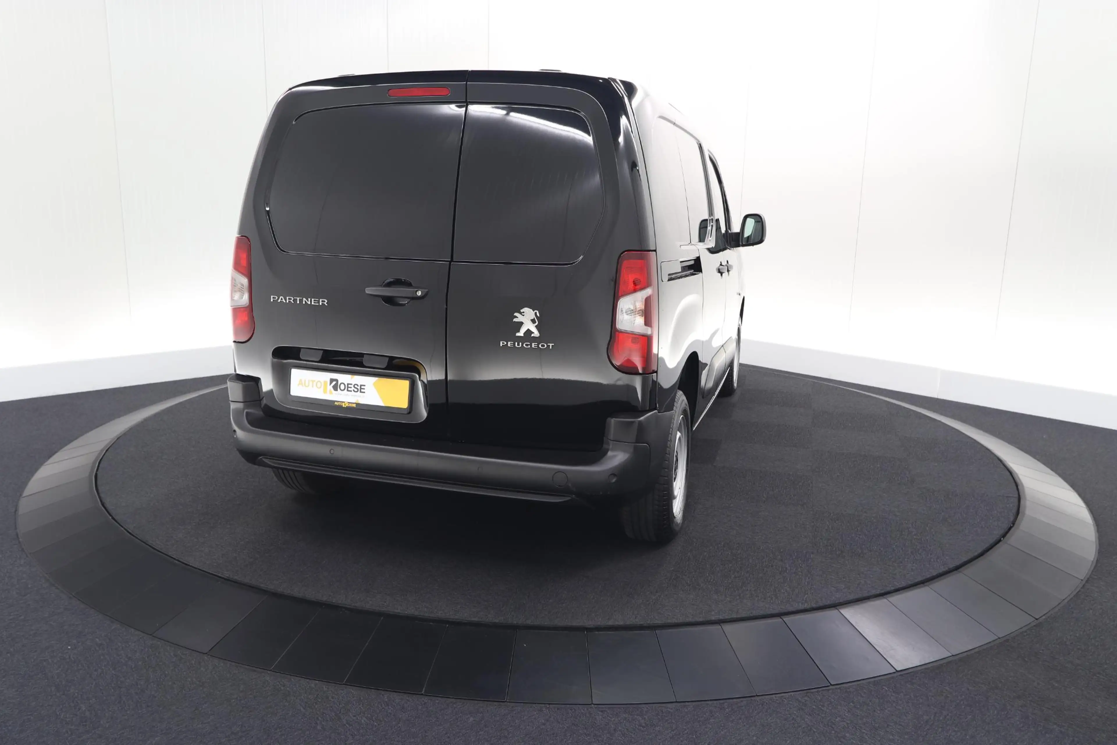 Peugeot Partner 1.5 BlueHDi 100 S&S L1 | Passagiersbank |  Apple C — photo 15