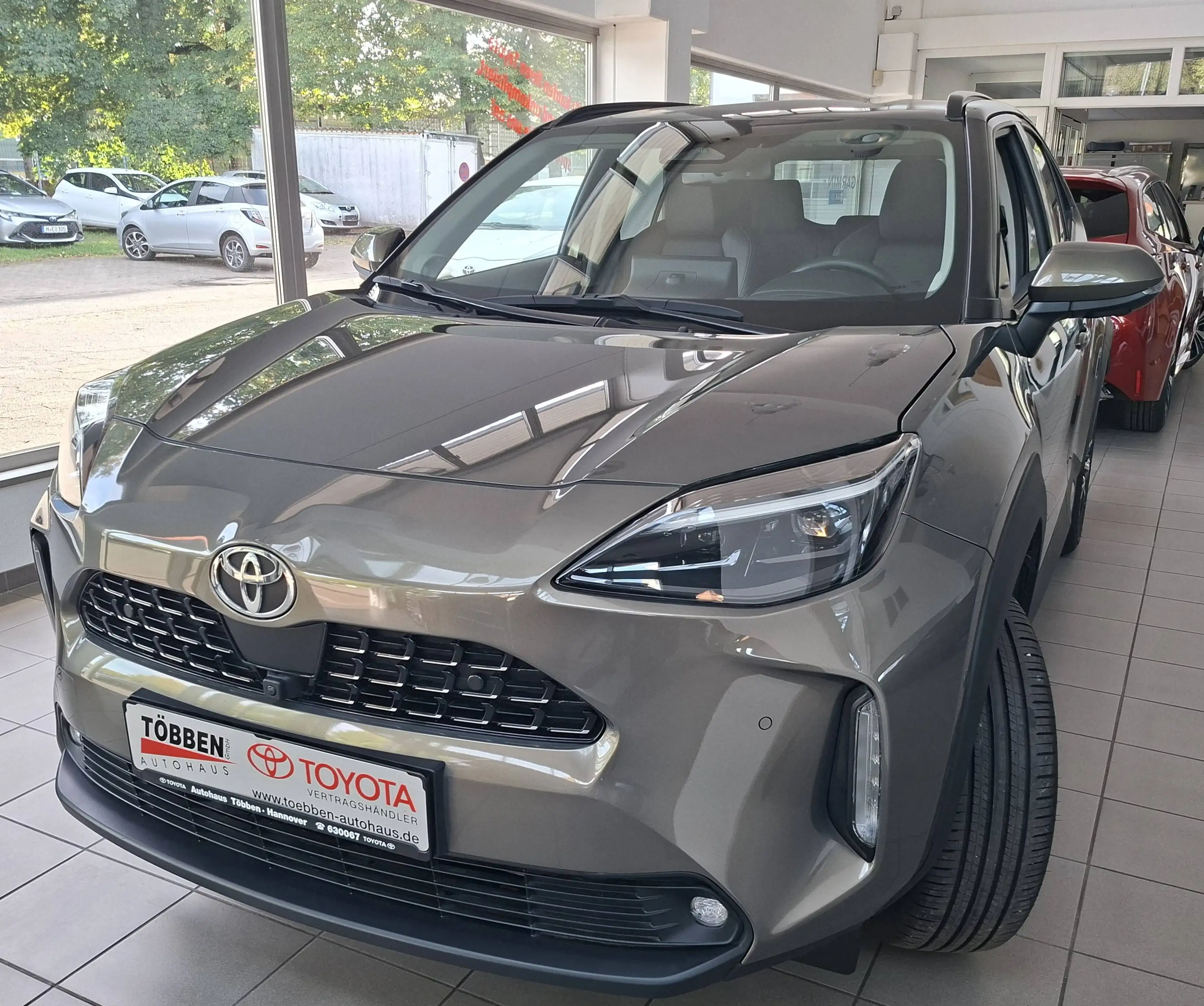 Toyota Yaris Cross Hybrid FWD Style + WKR + JBL + HUD + Garantie — photo 2