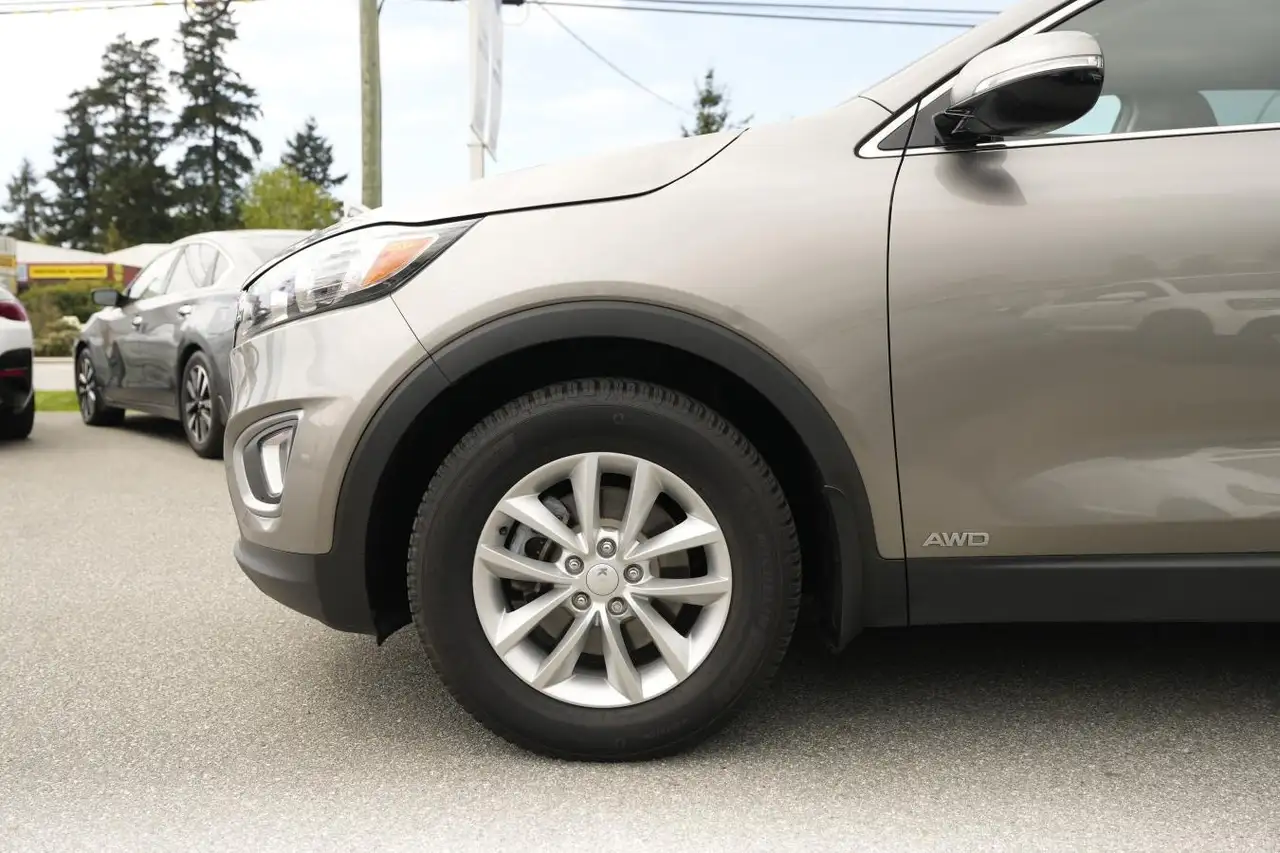 Kia Sorento снимка Kia Sorento