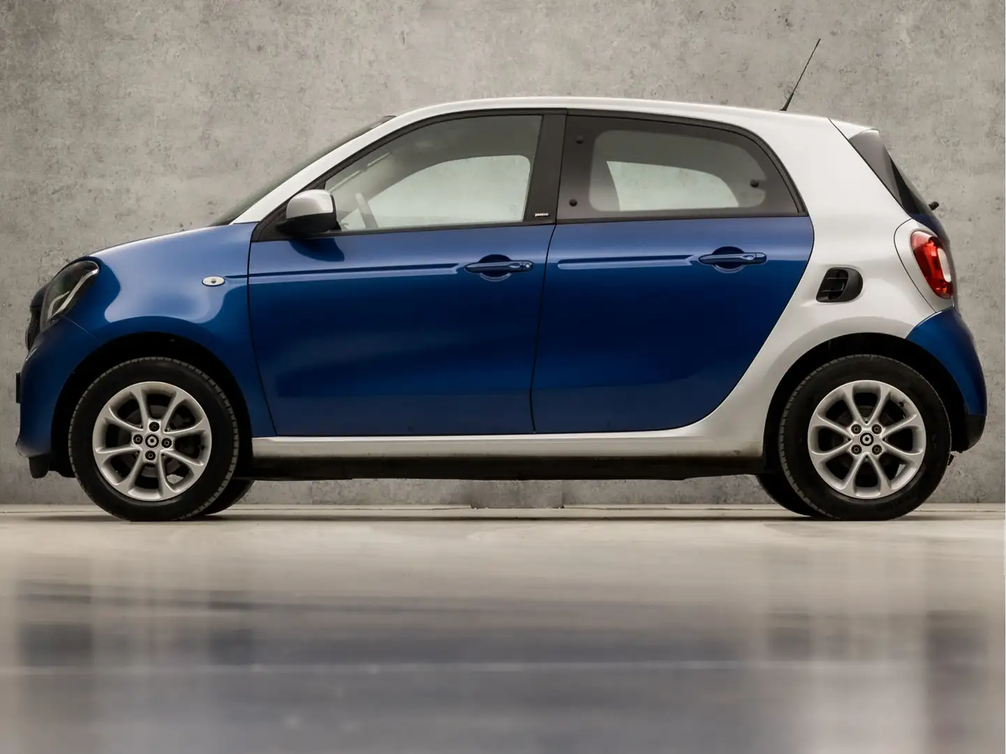 smart forFour 1.0 Sport (CLIMATE, CRUISE, LM VELGEN, SPORTSTOELE Синій - 2
