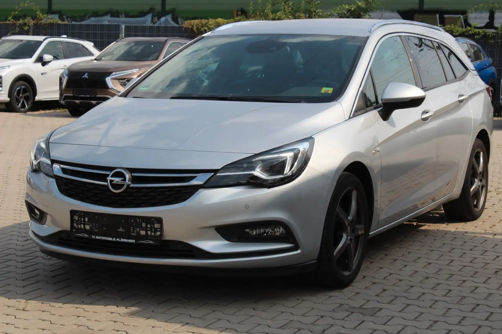 Opel Astra K 1.6 BiTurbo ST Dynamic R.Kamera Sport Silber - 1