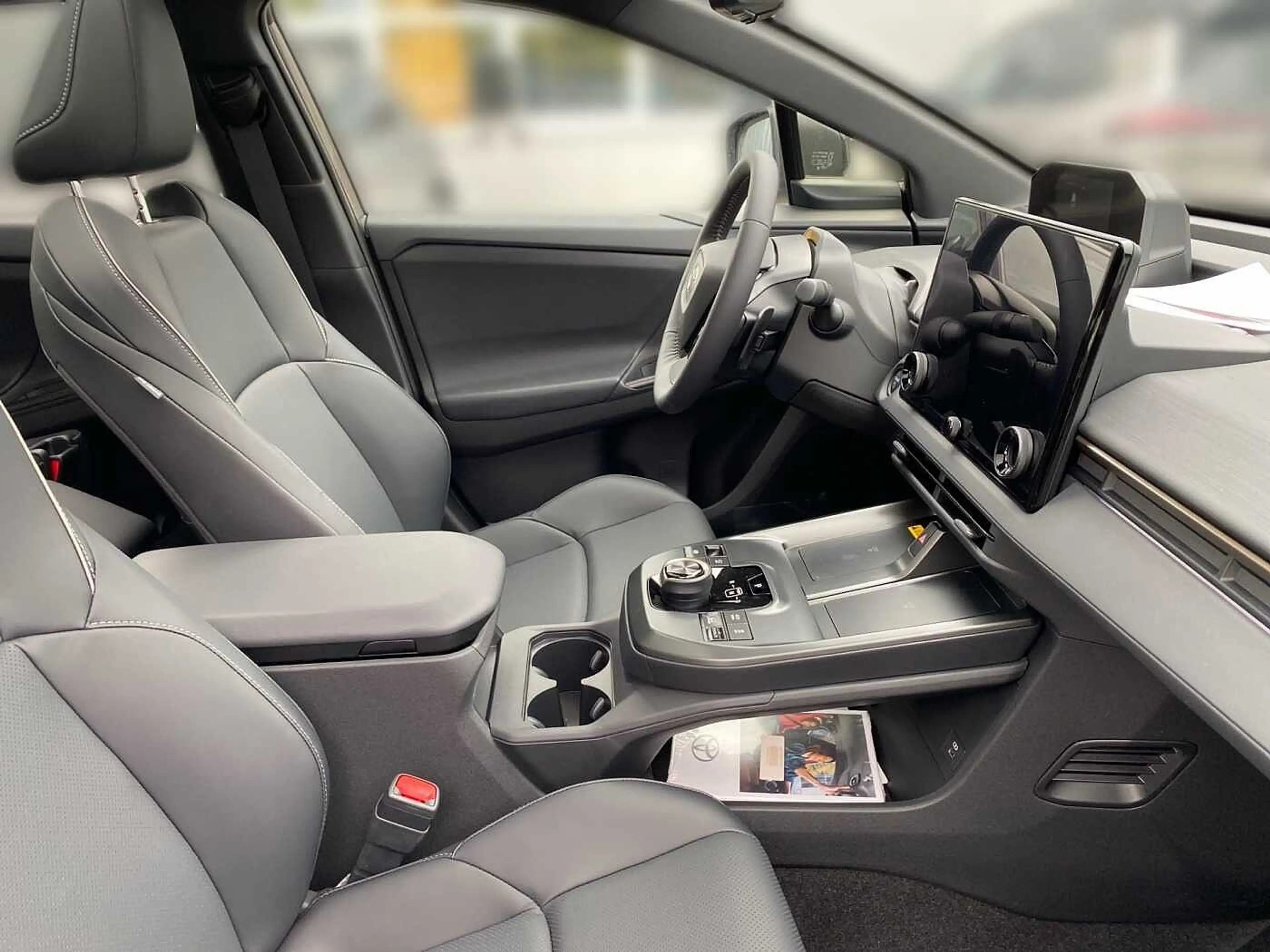 Toyota bZ4X Touring Teamplayer 75kWh / 281KW AWD 360° — photo 6