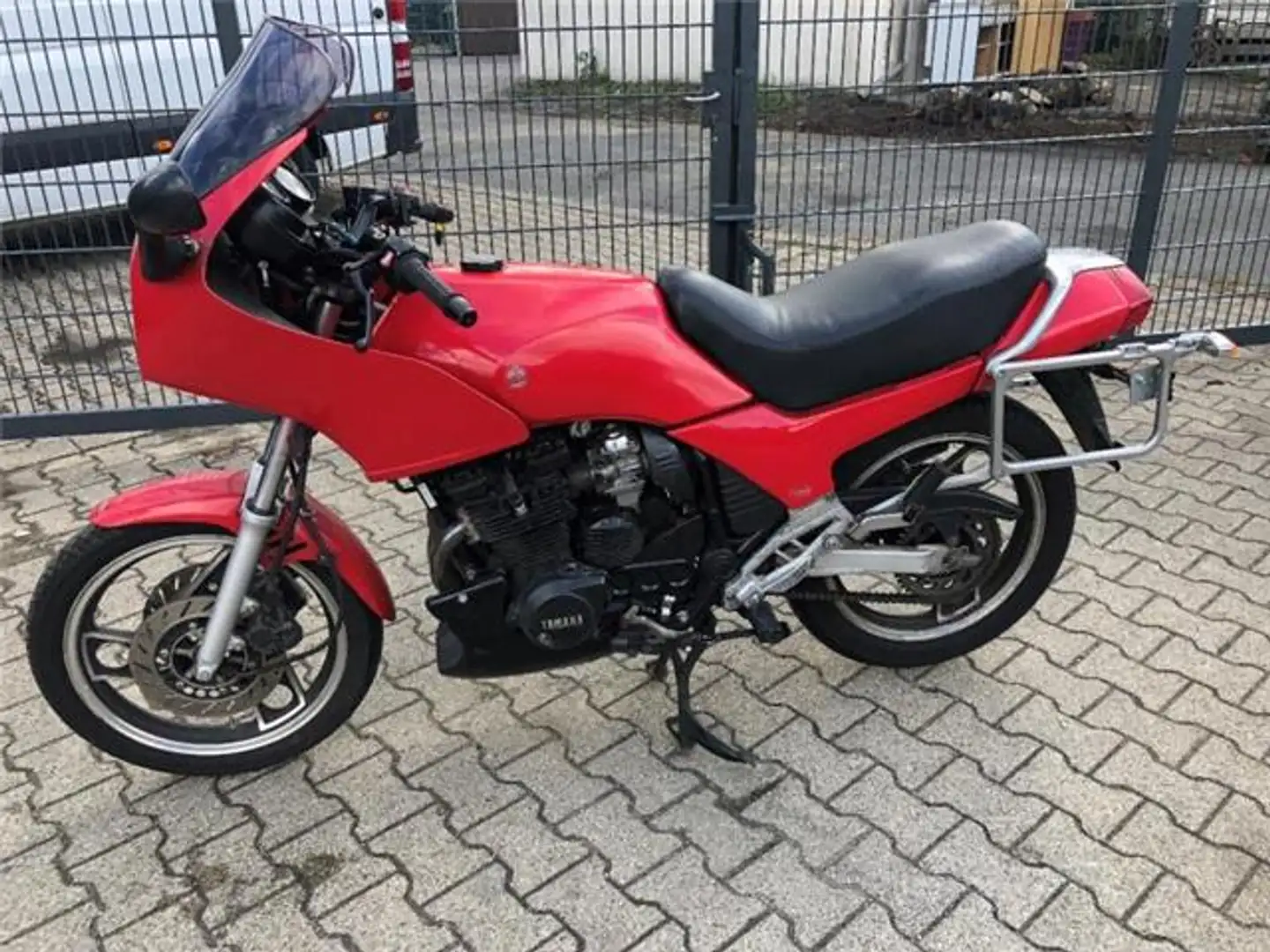 Yamaha XJ 600 Yamaha XJ 600 Für Bastler nicht Fahrbereit Rot - 1