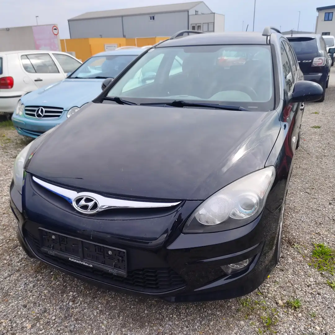 Hyundai i30 i30 CW 1,4 CVVT Europe plus Europe plus Schwarz - 1