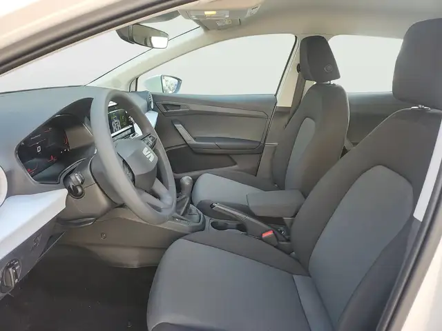 Seat Ibiza view 8