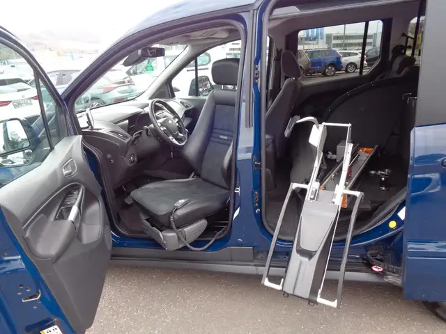 Ford Tourneo view 5